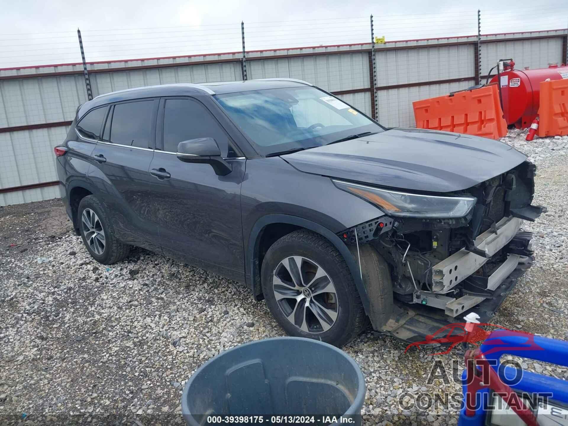 TOYOTA HIGHLANDER 2021 - 5TDGZRAH3MS048415