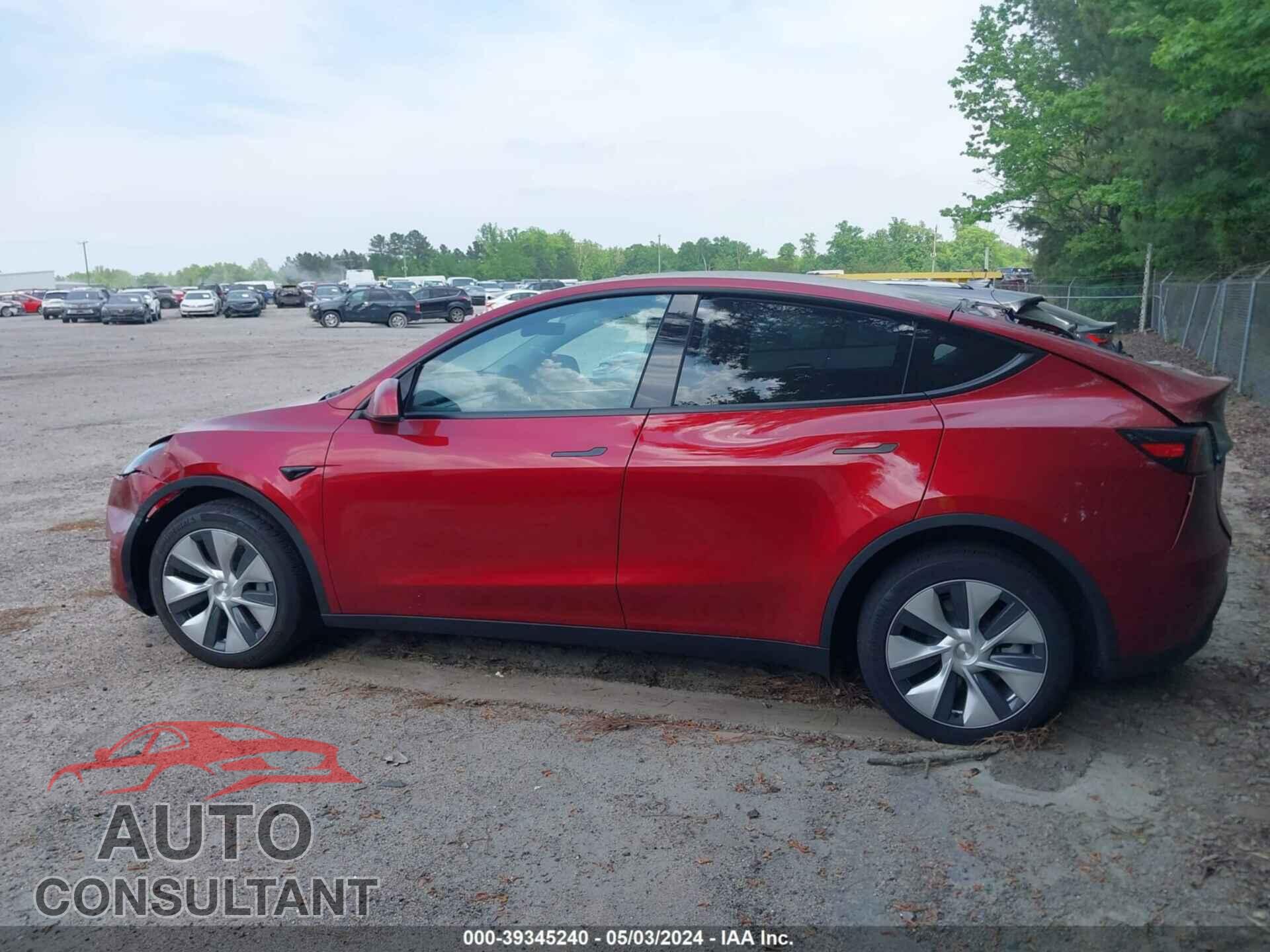 TESLA MODEL Y 2024 - 7SAYGAEE6RF005651