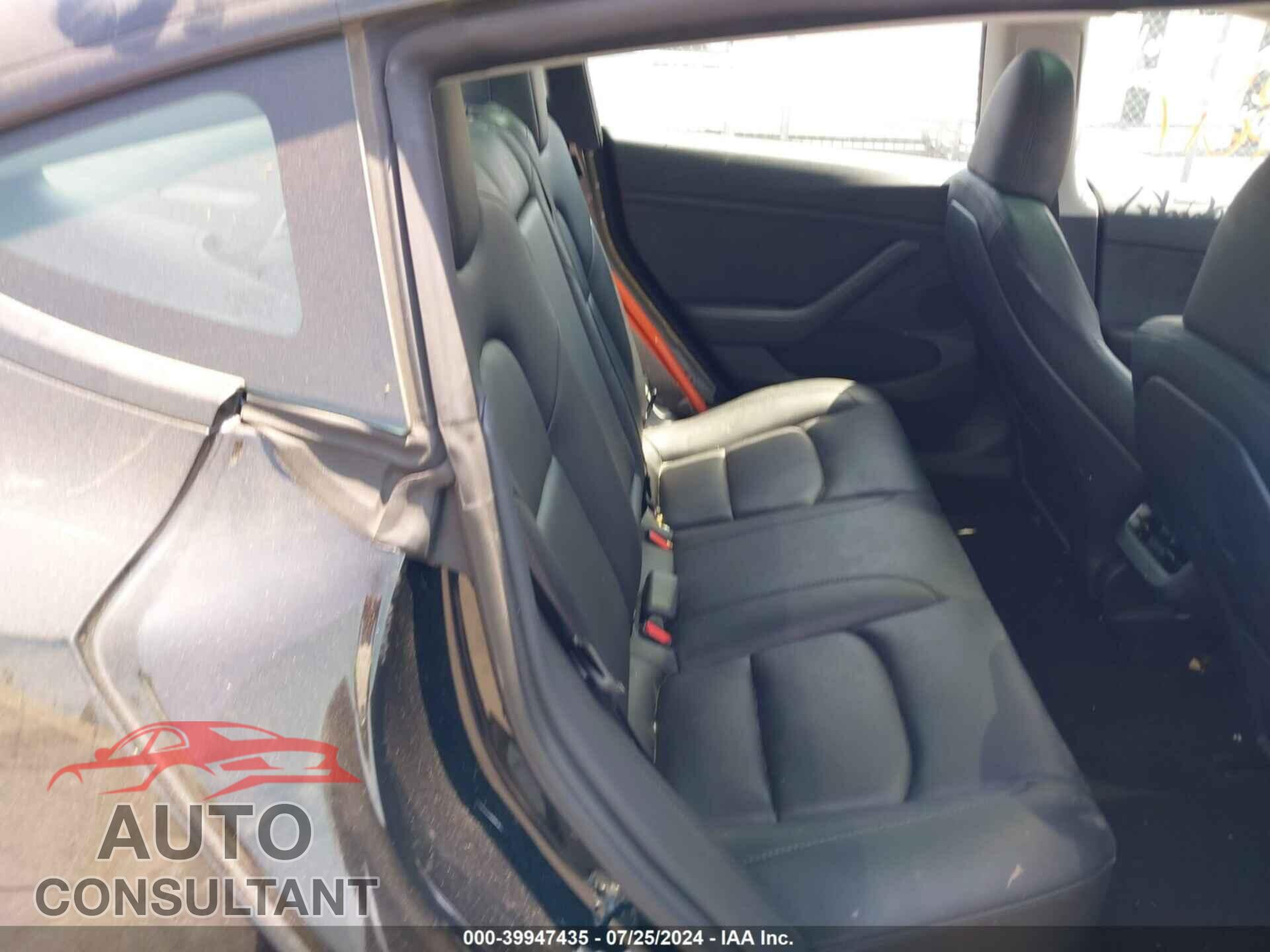TESLA MODEL 3 2023 - 5YJ3E1EA5PF592576