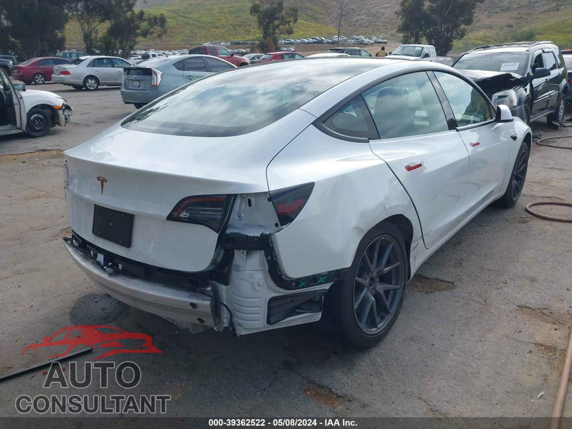 TESLA MODEL 3 2022 - 5YJ3E1EA0NF237294