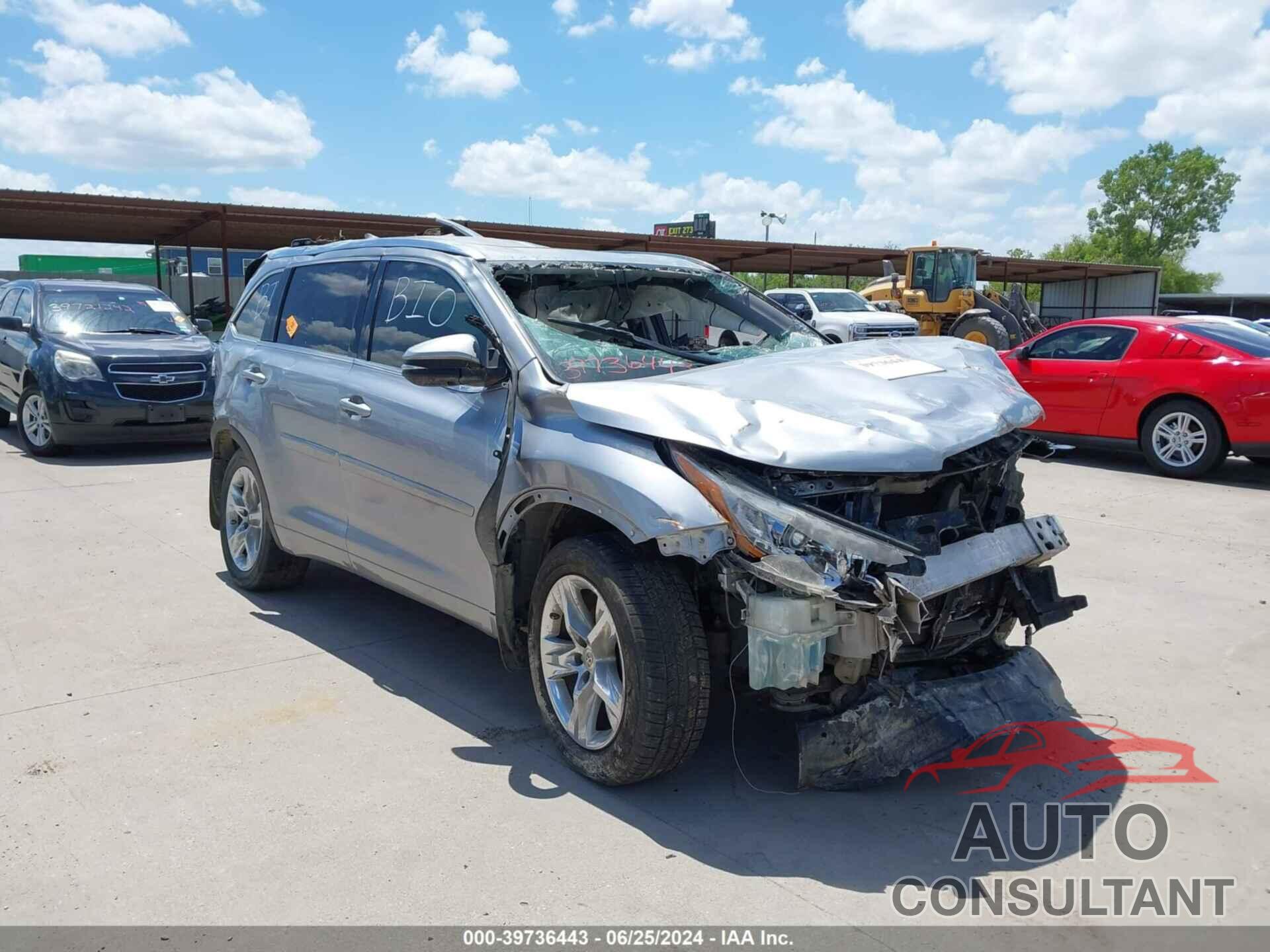 TOYOTA HIGHLANDER 2015 - 5TDYKRFH6FS071711