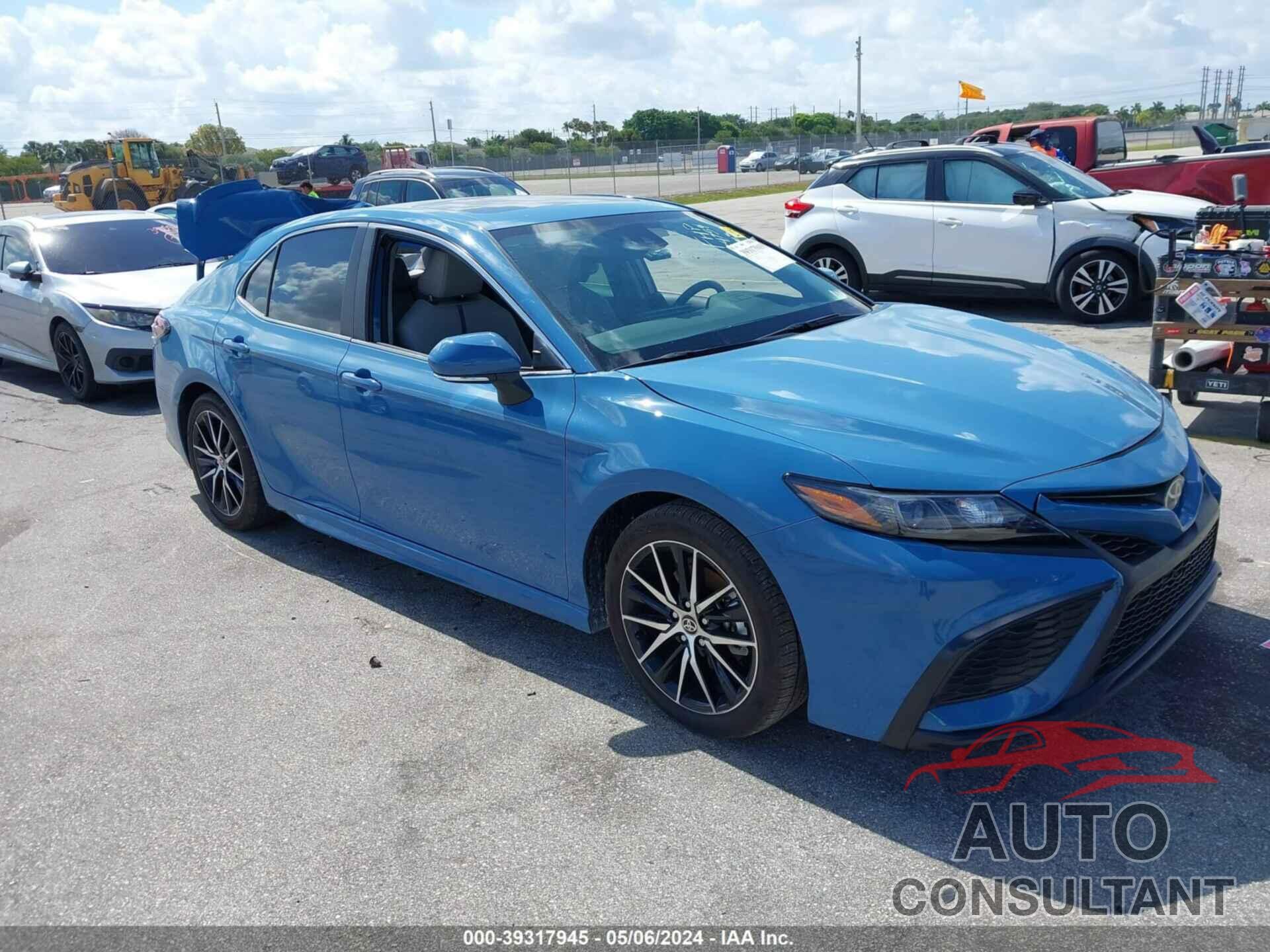TOYOTA CAMRY 2024 - 4T1T11AK0RU234754