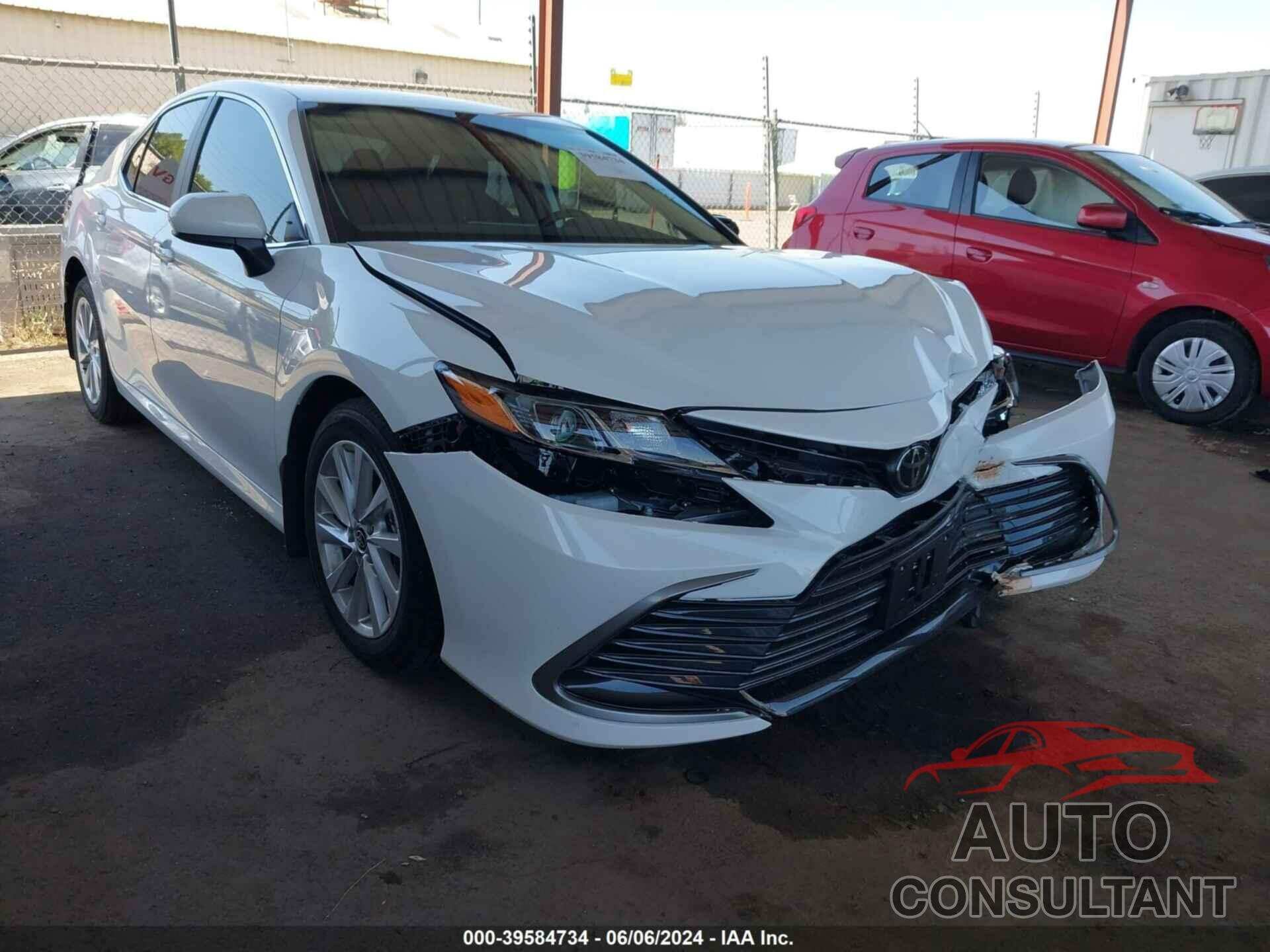 TOYOTA CAMRY 2024 - 4T1C11AK7RU253897