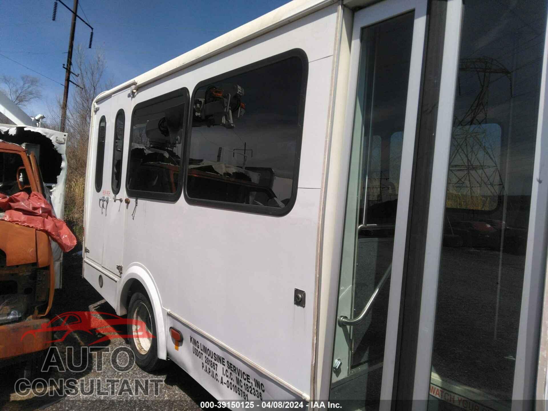 FORD E-350 CUTAWAY 2017 - 1FDEE3FS4HDC24924