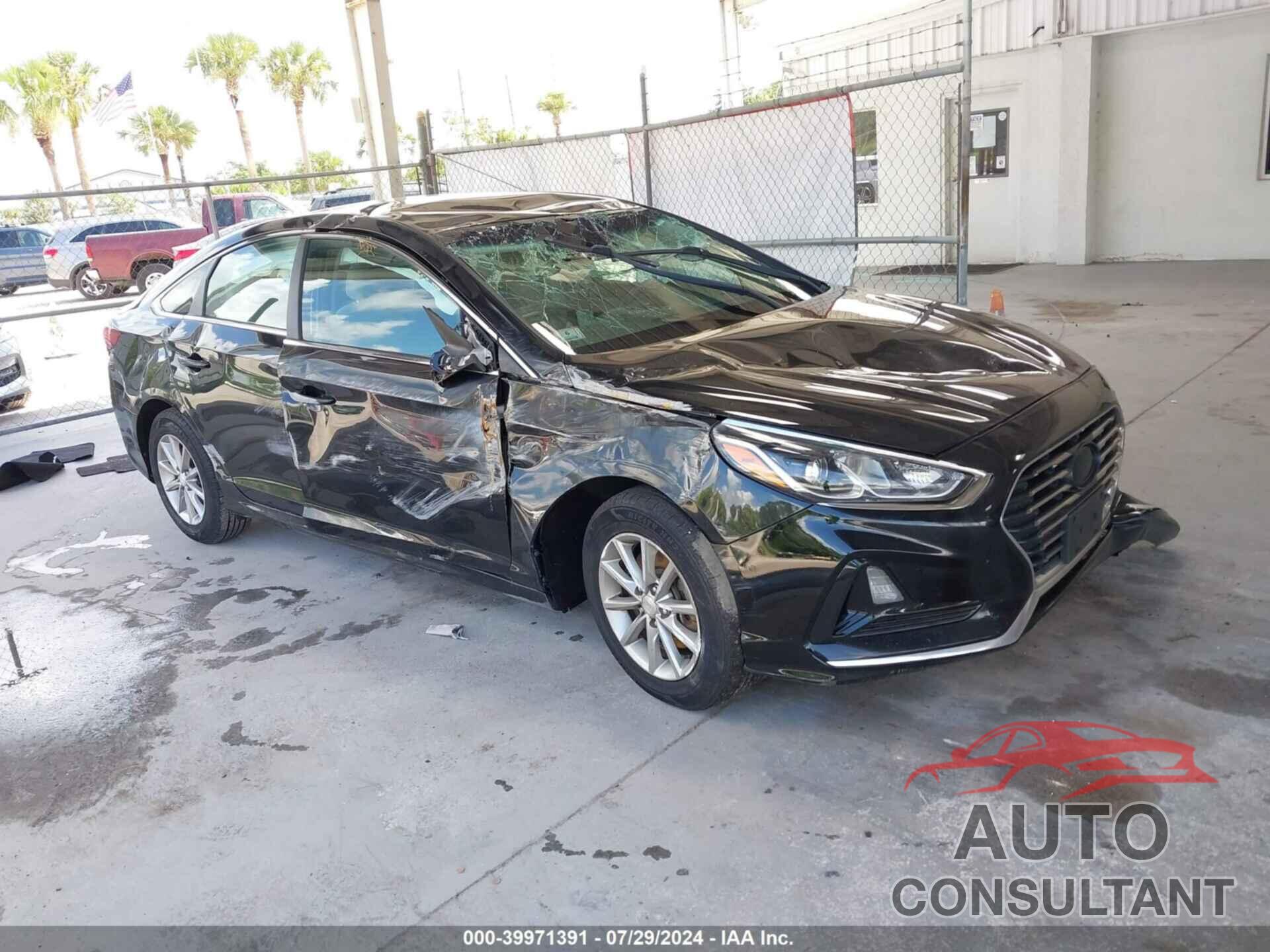 HYUNDAI SONATA 2018 - 5NPE24AF8JH662875