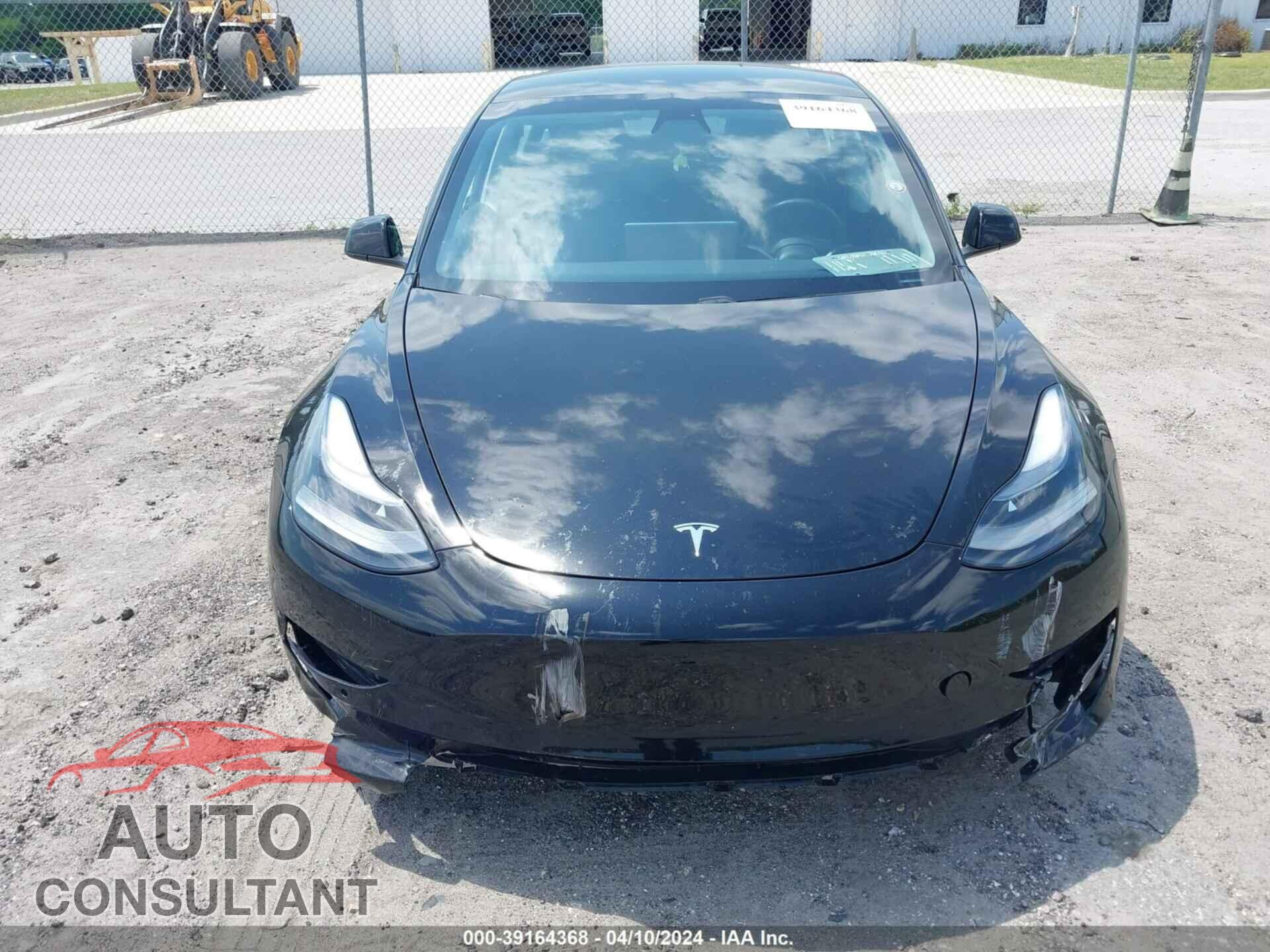 TESLA MODEL 3 2021 - 5YJ3E1EA7MF992103
