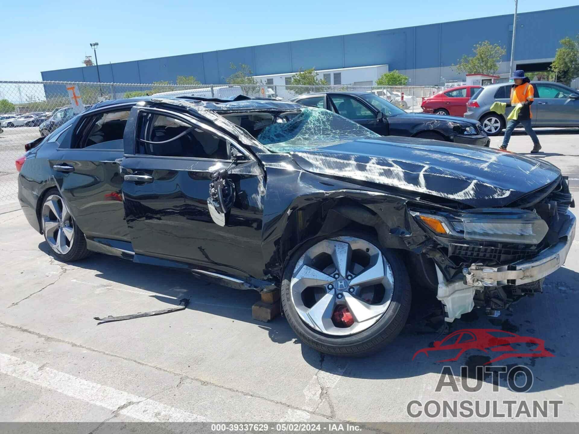 HONDA ACCORD 2018 - 1HGCV1F98JA000531