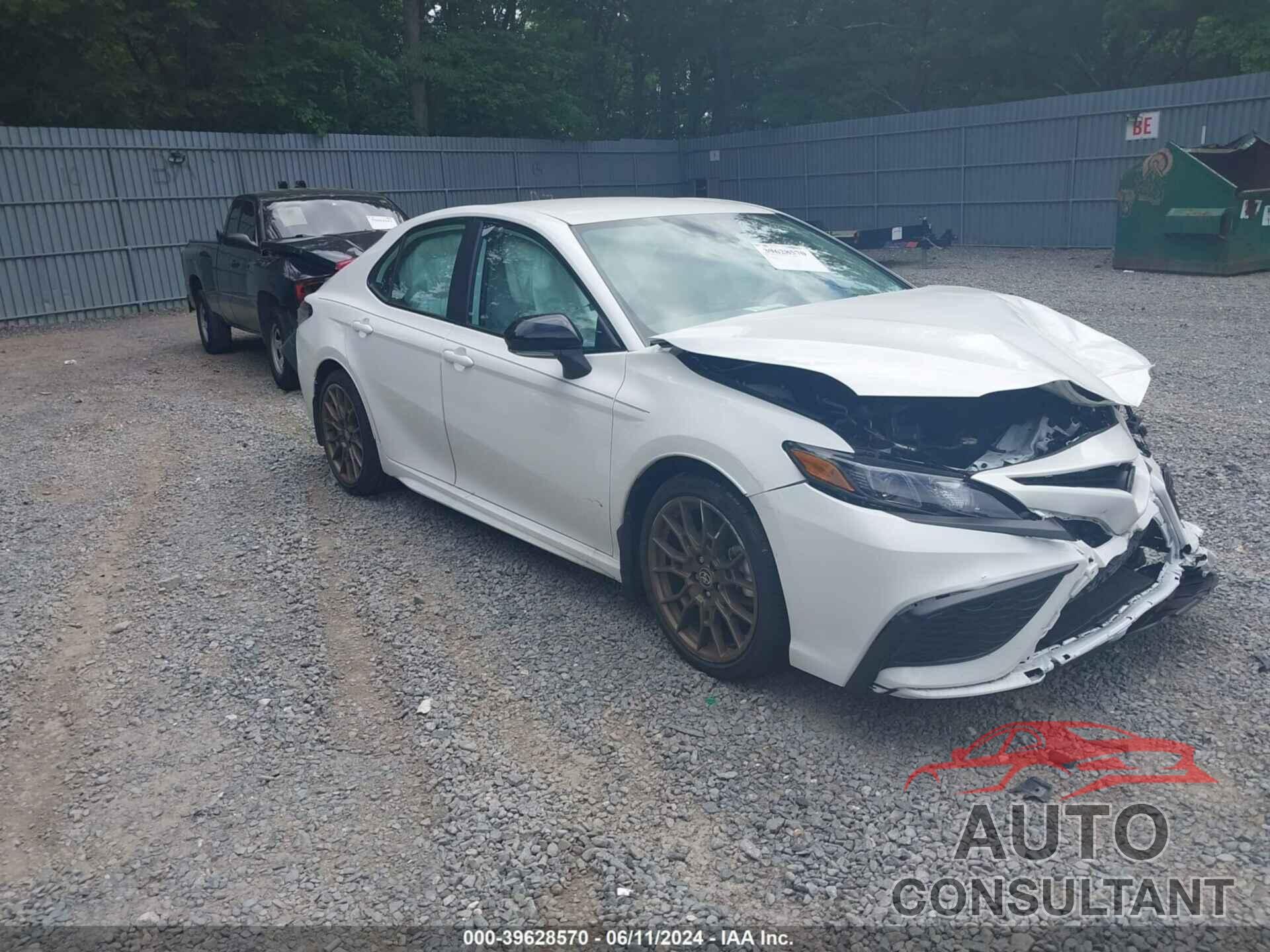 TOYOTA CAMRY 2023 - 4T1G11BK2PU089178