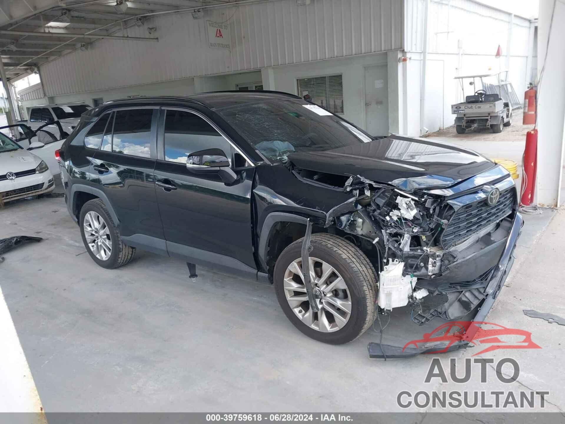 TOYOTA RAV4 2019 - JTMC1RFV2KD028198