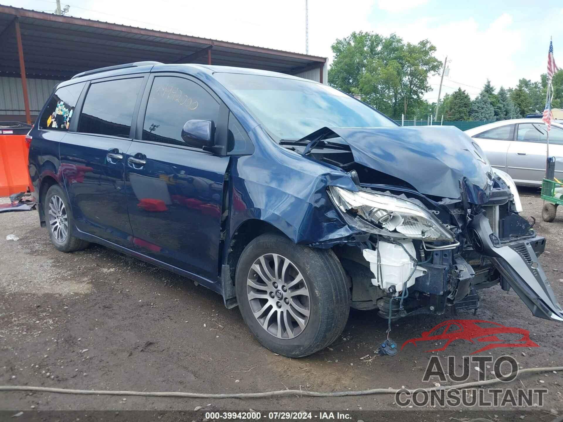 TOYOTA SIENNA 2019 - 5TDYZ3DC0KS975600