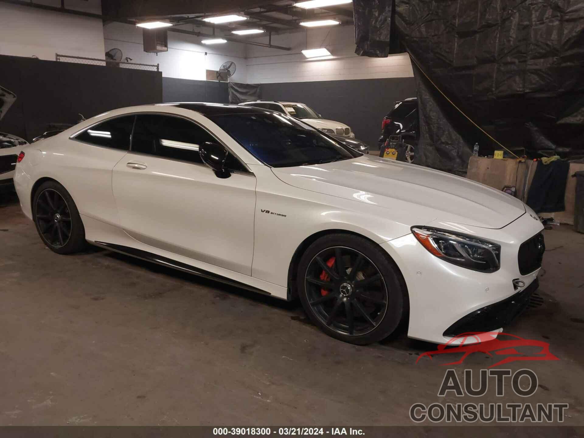 MERCEDES-BENZ AMG S 63 2017 - WDDXJ7JBXHA021857