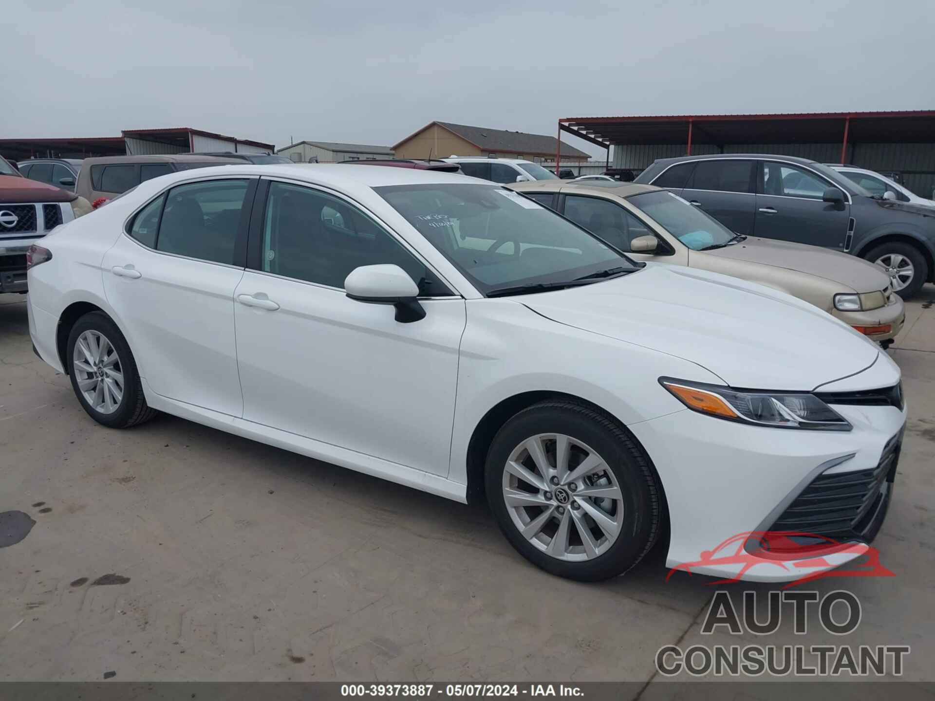 TOYOTA CAMRY 2024 - 4T1C11AK0RU885348