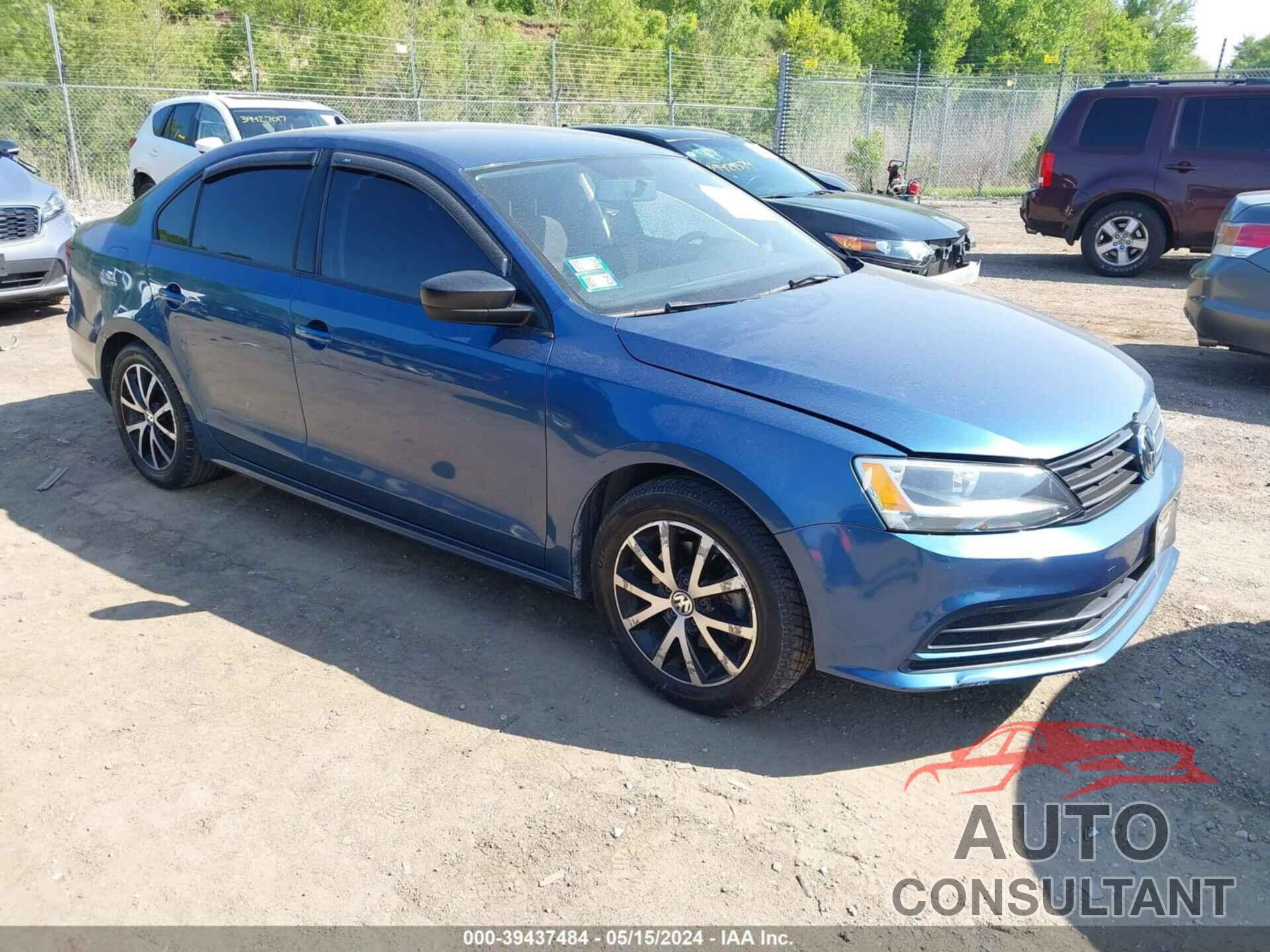 VOLKSWAGEN JETTA 2016 - 3VWD67AJ4GM294586