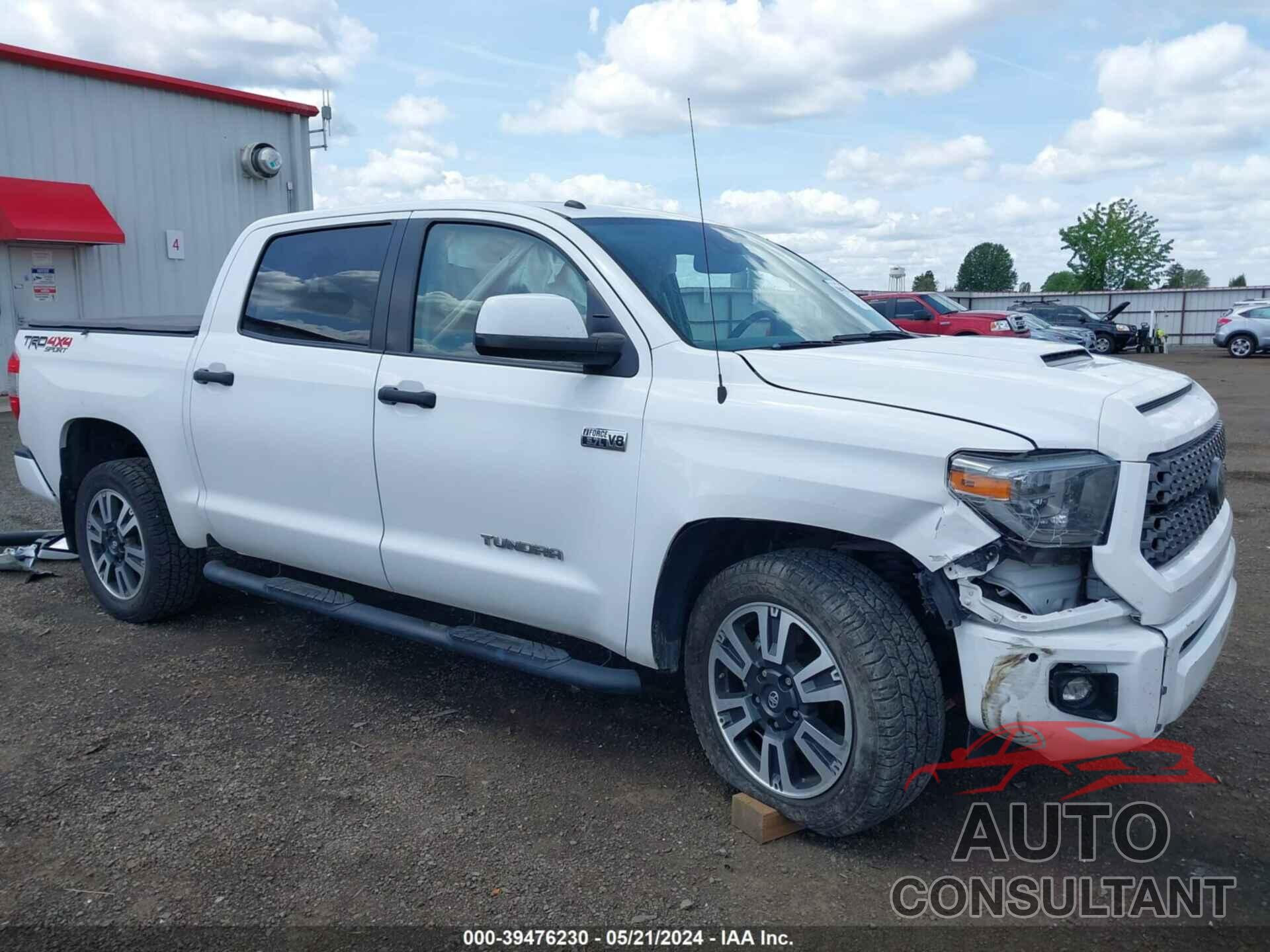 TOYOTA TUNDRA 2018 - 5TFDY5F17JX707838