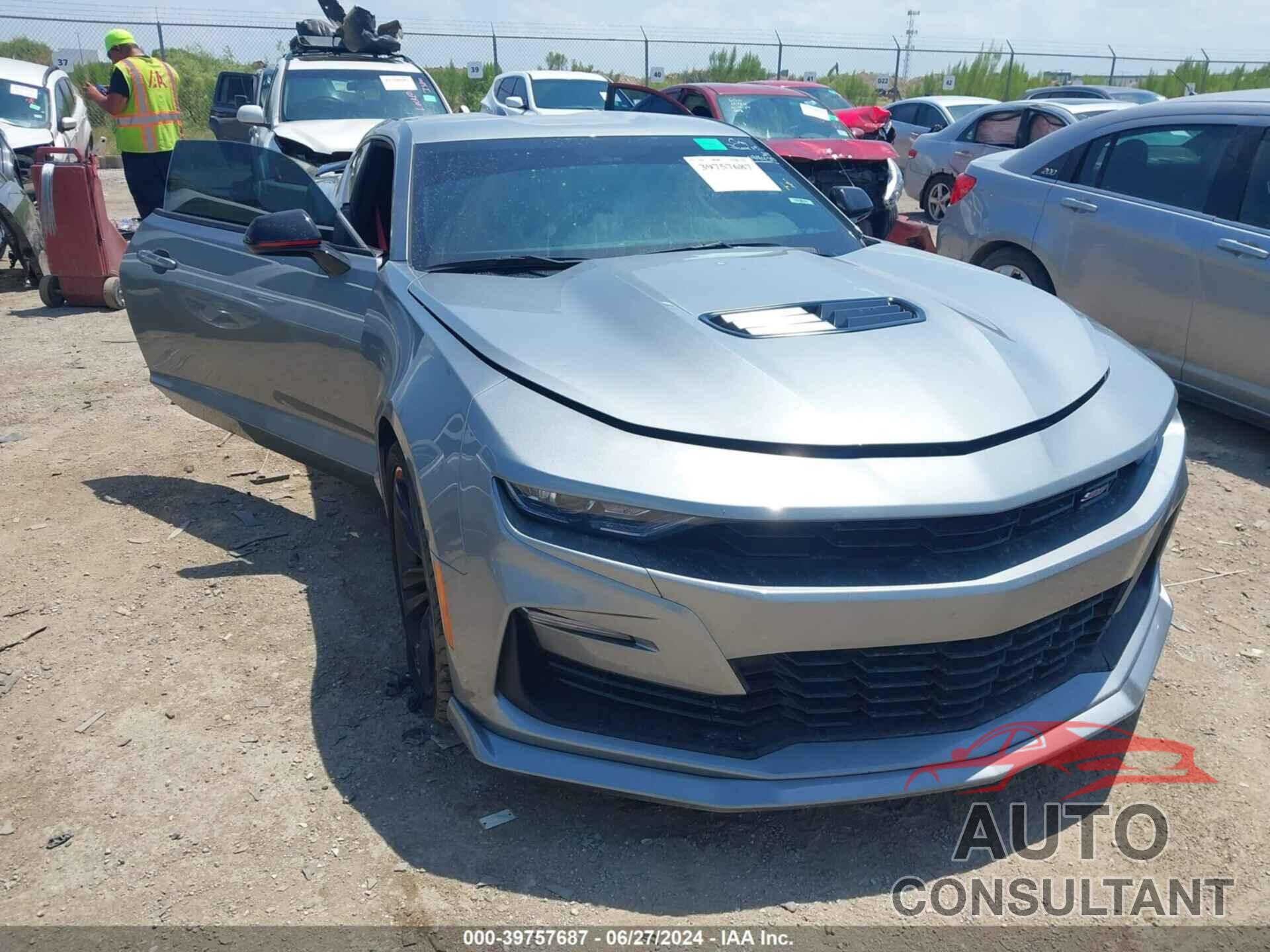 CHEVROLET CAMARO 2023 - 1G1FF1R7XP0144429