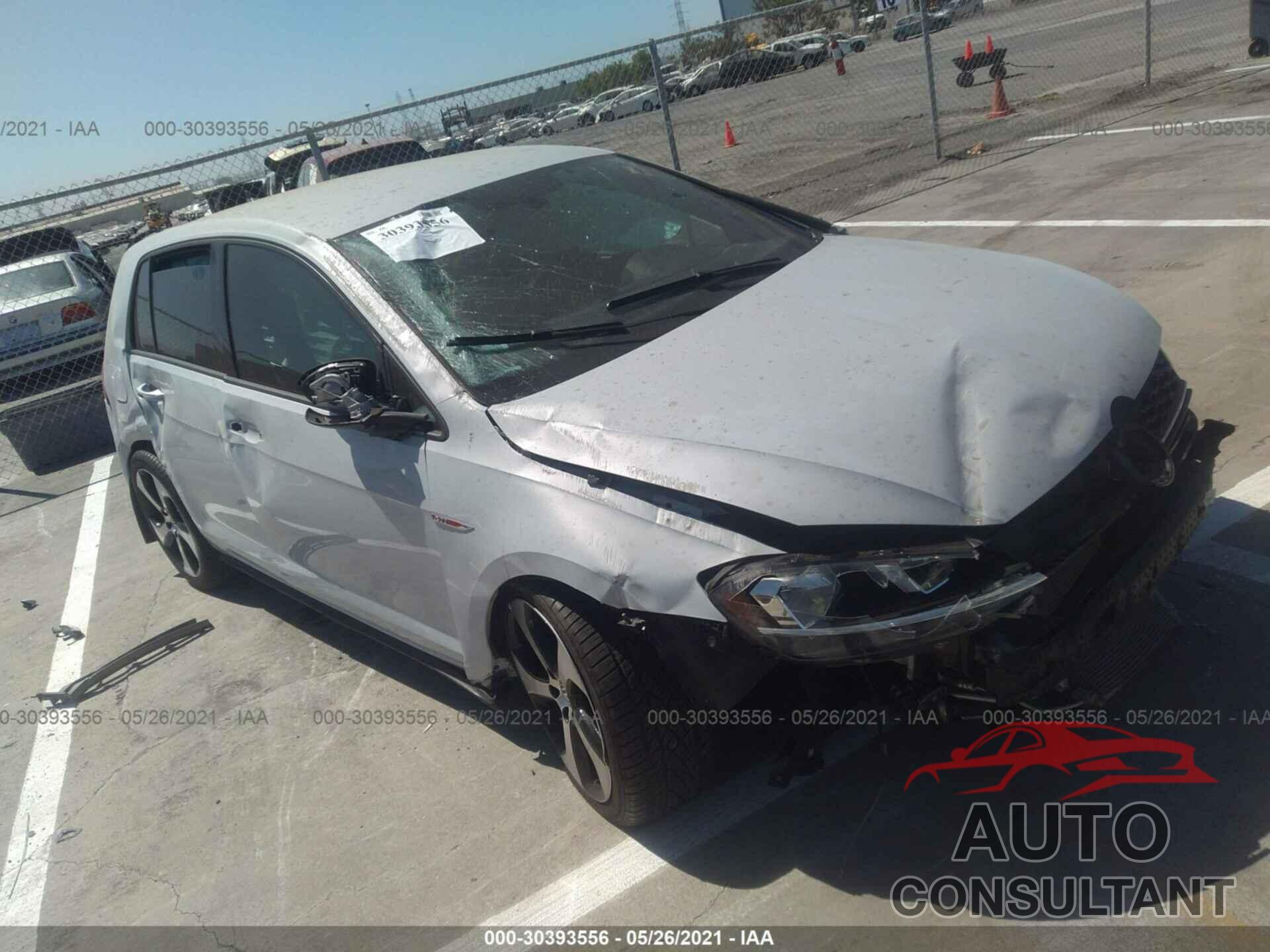 VOLKSWAGEN GOLF GTI 2018 - 3VW447AU8JM291634