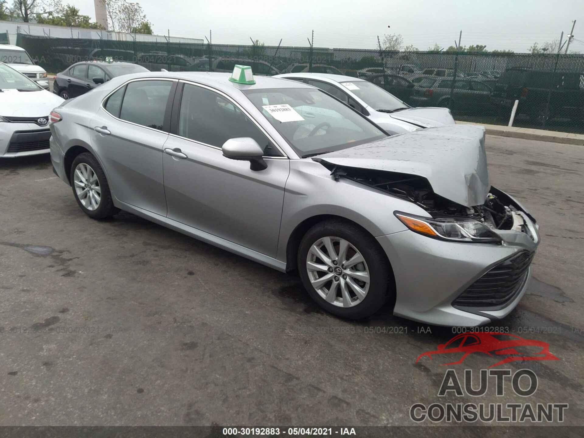 TOYOTA CAMRY 2019 - 4T1B11HK7KU803588