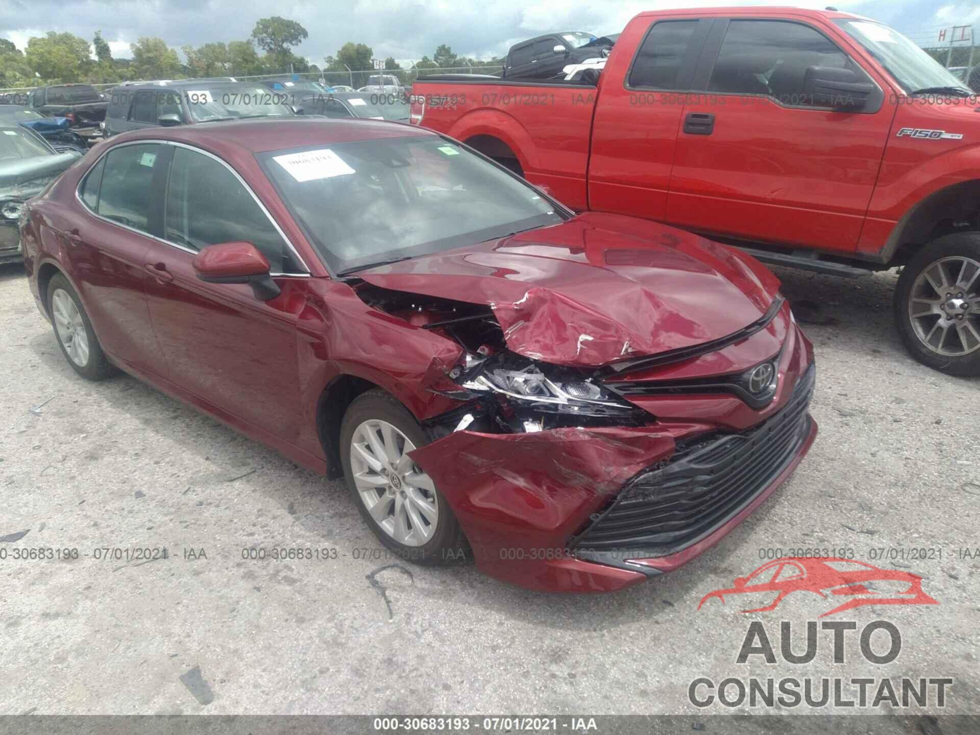 TOYOTA CAMRY 2020 - 4T1C11AK3LU370335