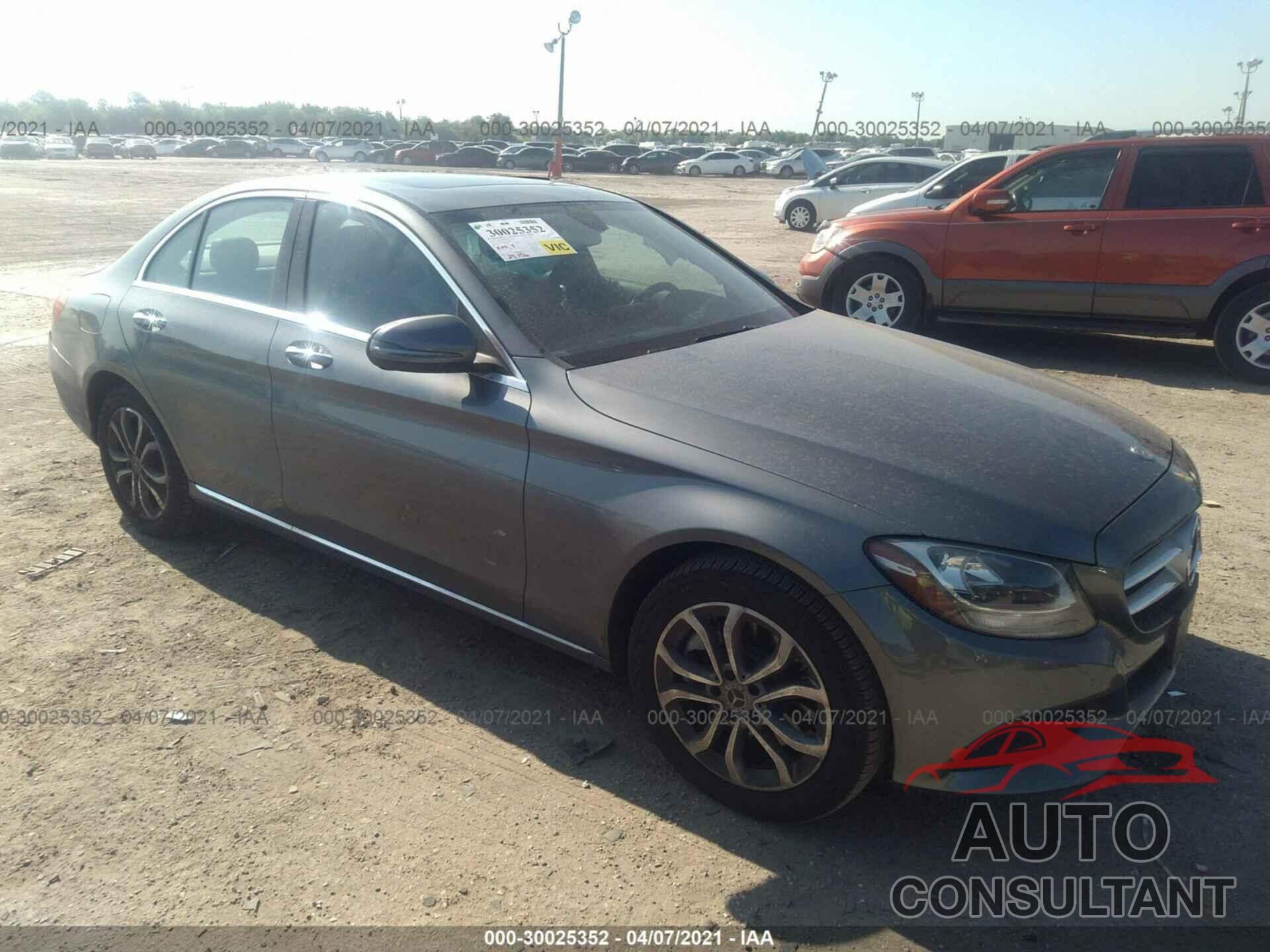MERCEDES-BENZ C-CLASS 2018 - 55SWF4KB2JU249013