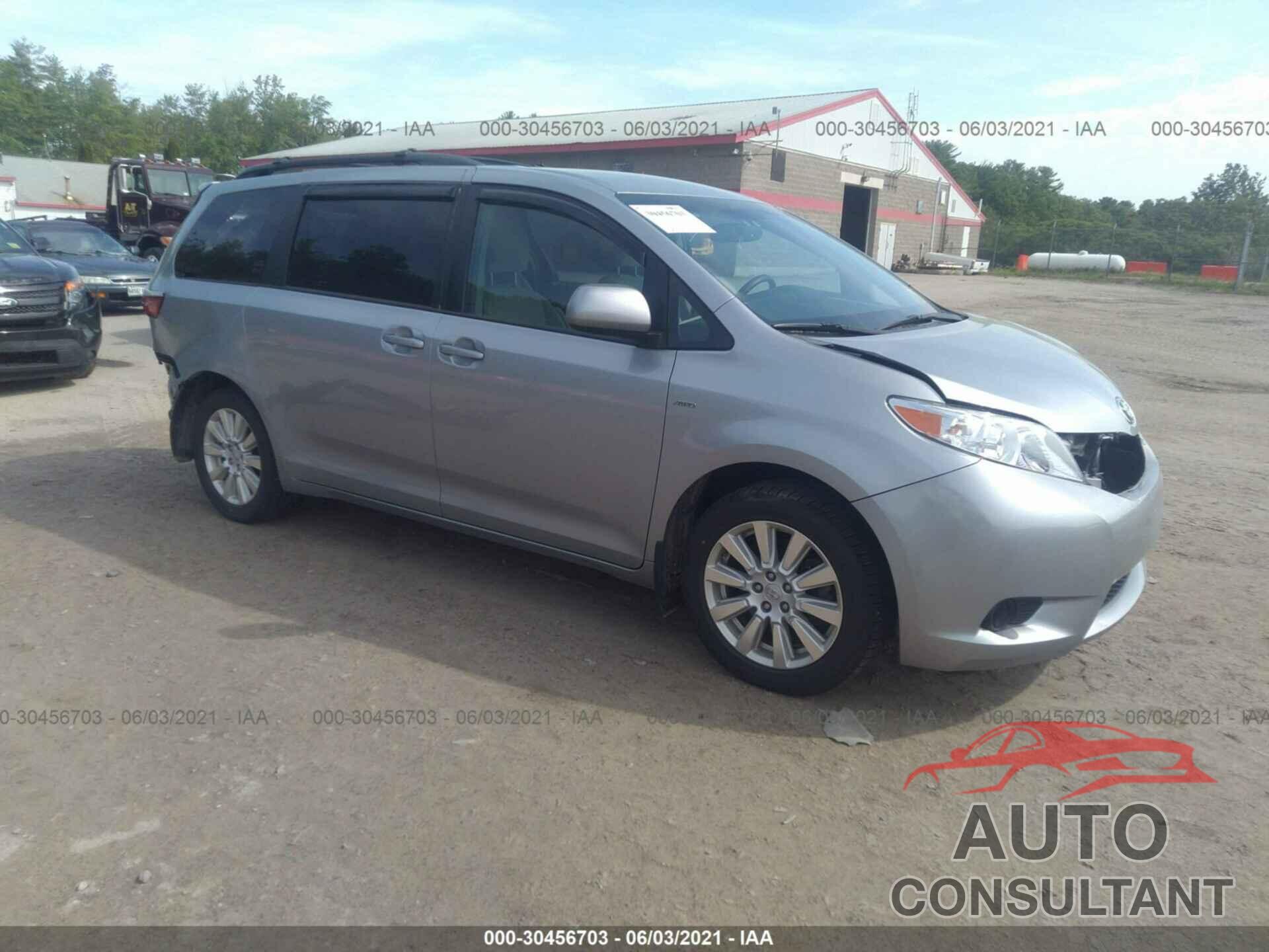 TOYOTA SIENNA 2017 - 5TDJZ3DC5HS167270