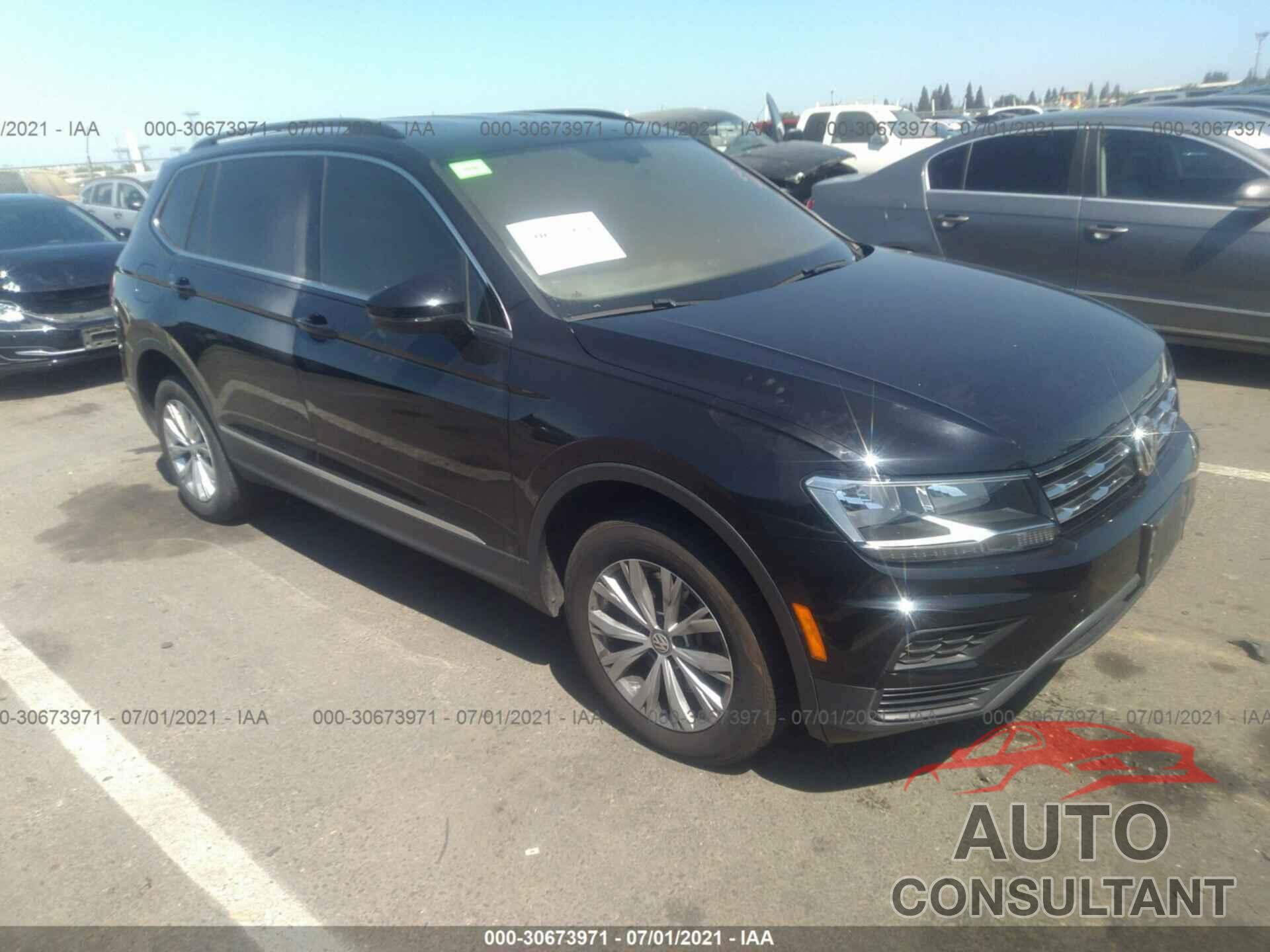 VOLKSWAGEN TIGUAN 2018 - 3VV3B7AX2JM085158