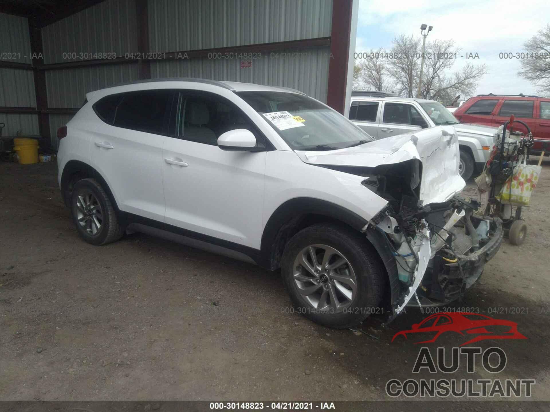 HYUNDAI TUCSON 2017 - KM8J33A49HU324577