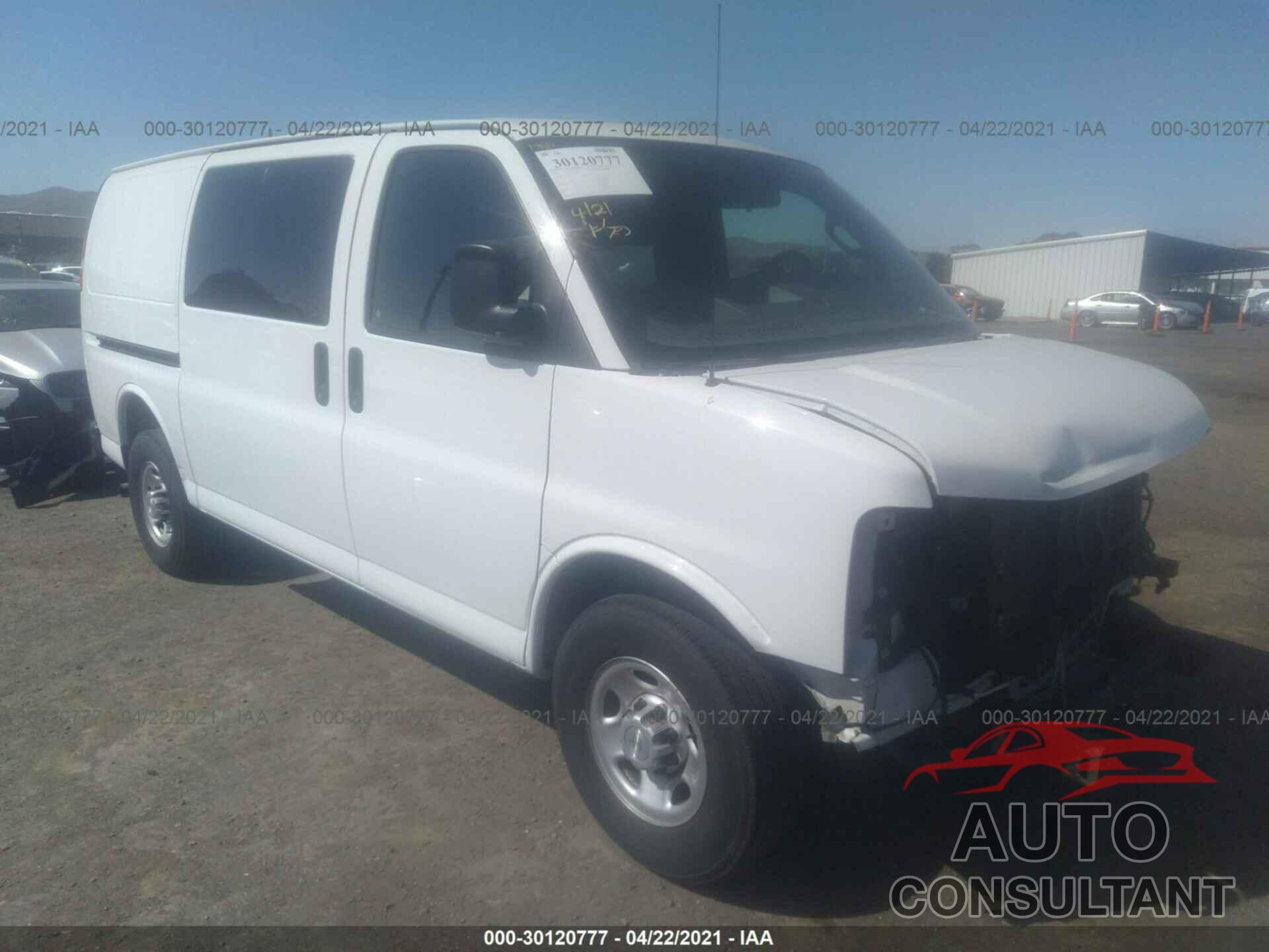 CHEVROLET EXPRESS CARGO VAN 2018 - 1GCWGAFG2J1908817