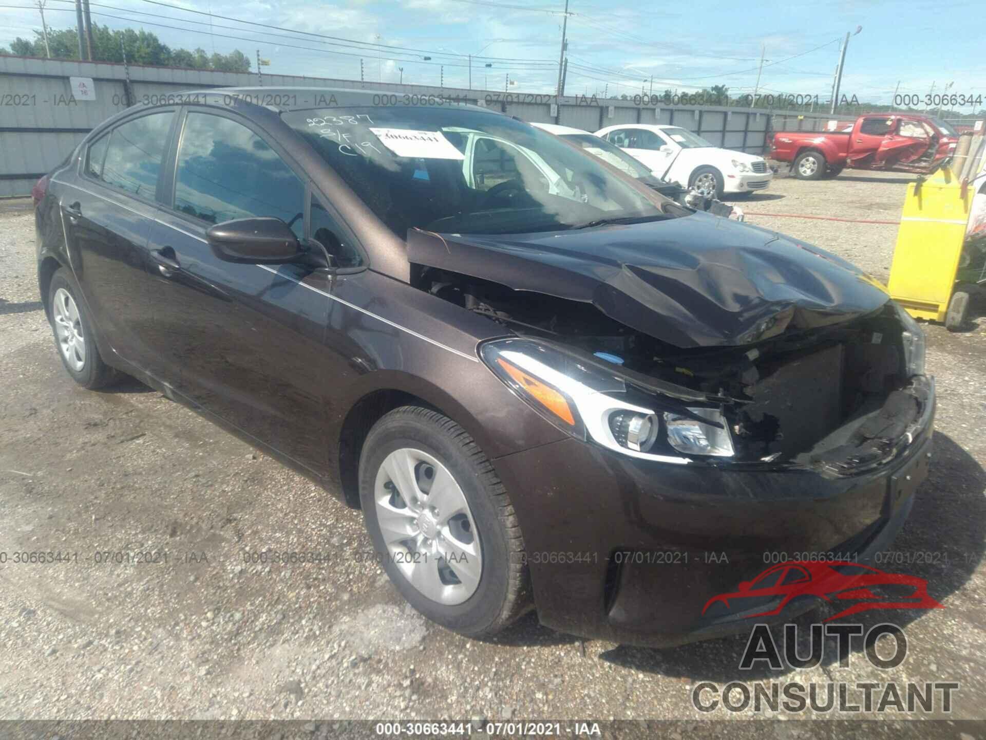 KIA FORTE 2017 - 3KPFK4A75HE123819