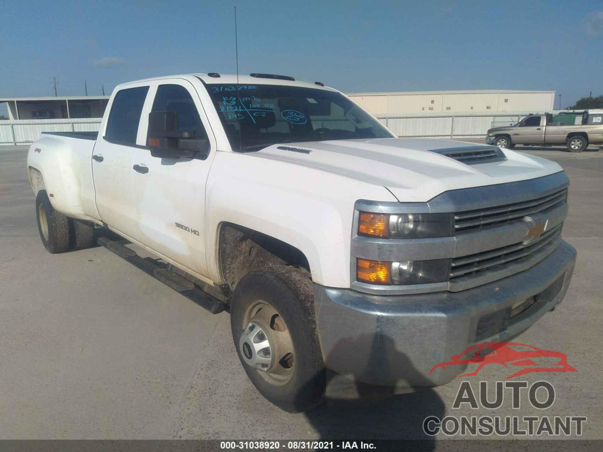 CHEVROLET SILVERADO 3500HD 2018 - 1GC4KYCY6JF150303