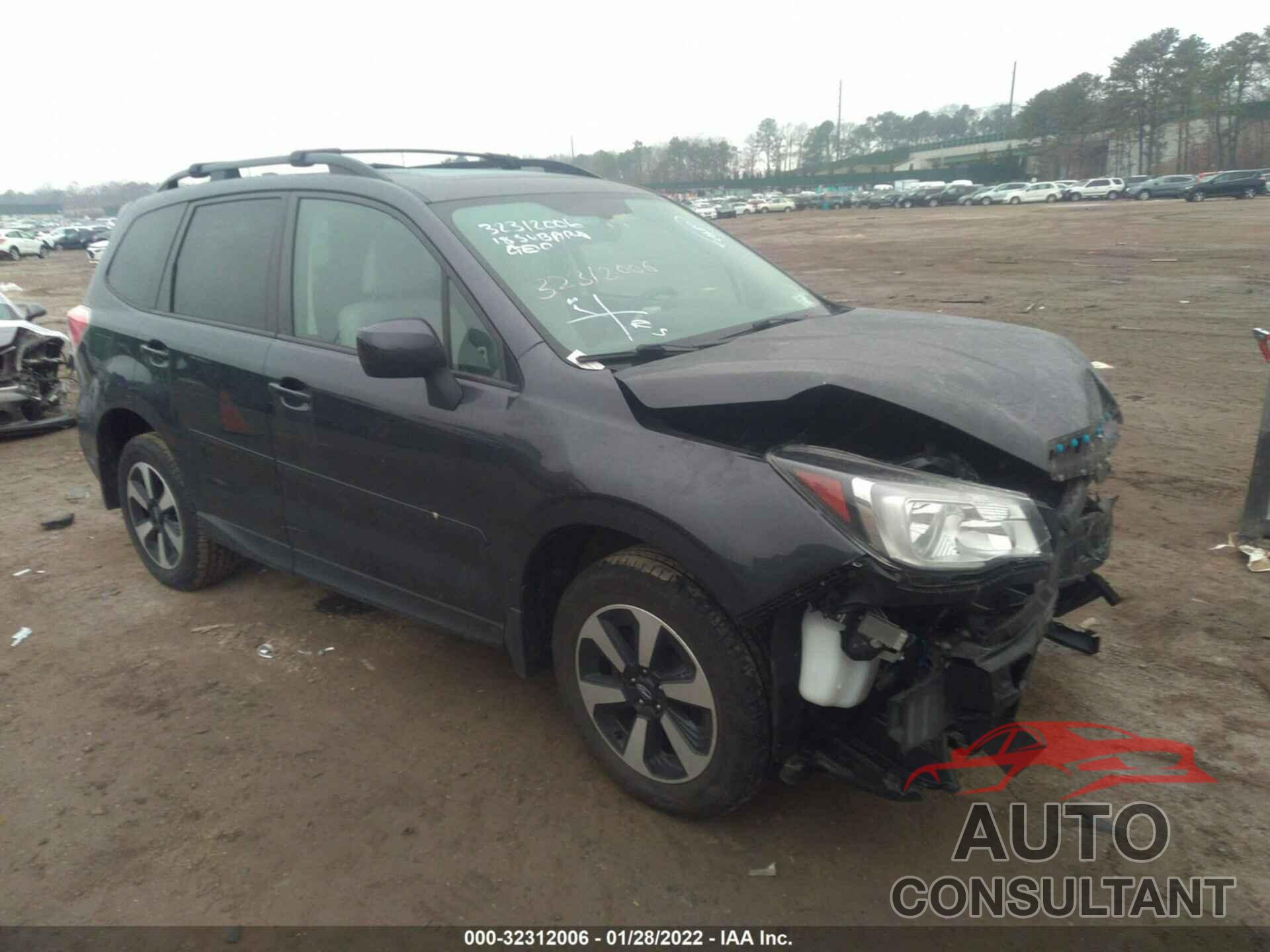 SUBARU FORESTER 2018 - JF2SJAEC8JH605712