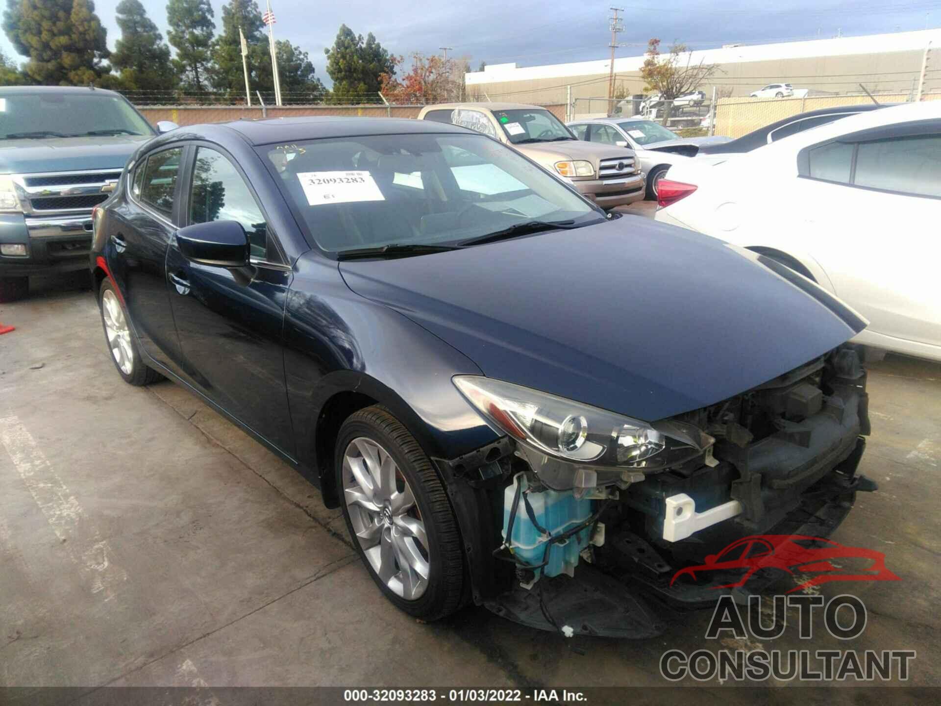 MAZDA MAZDA3 2016 - JM1BM1M30G1330541