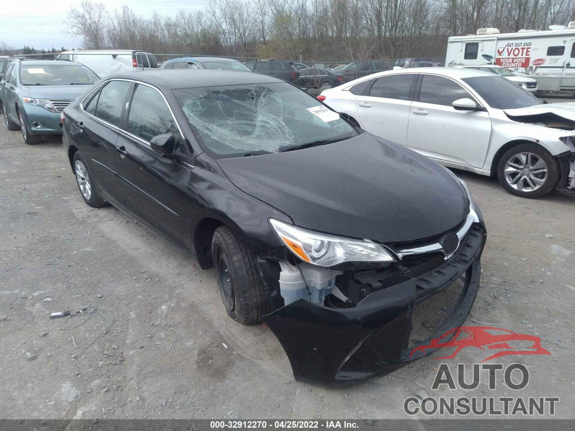 TOYOTA CAMRY 2016 - 4T4BF1FK5GR563099