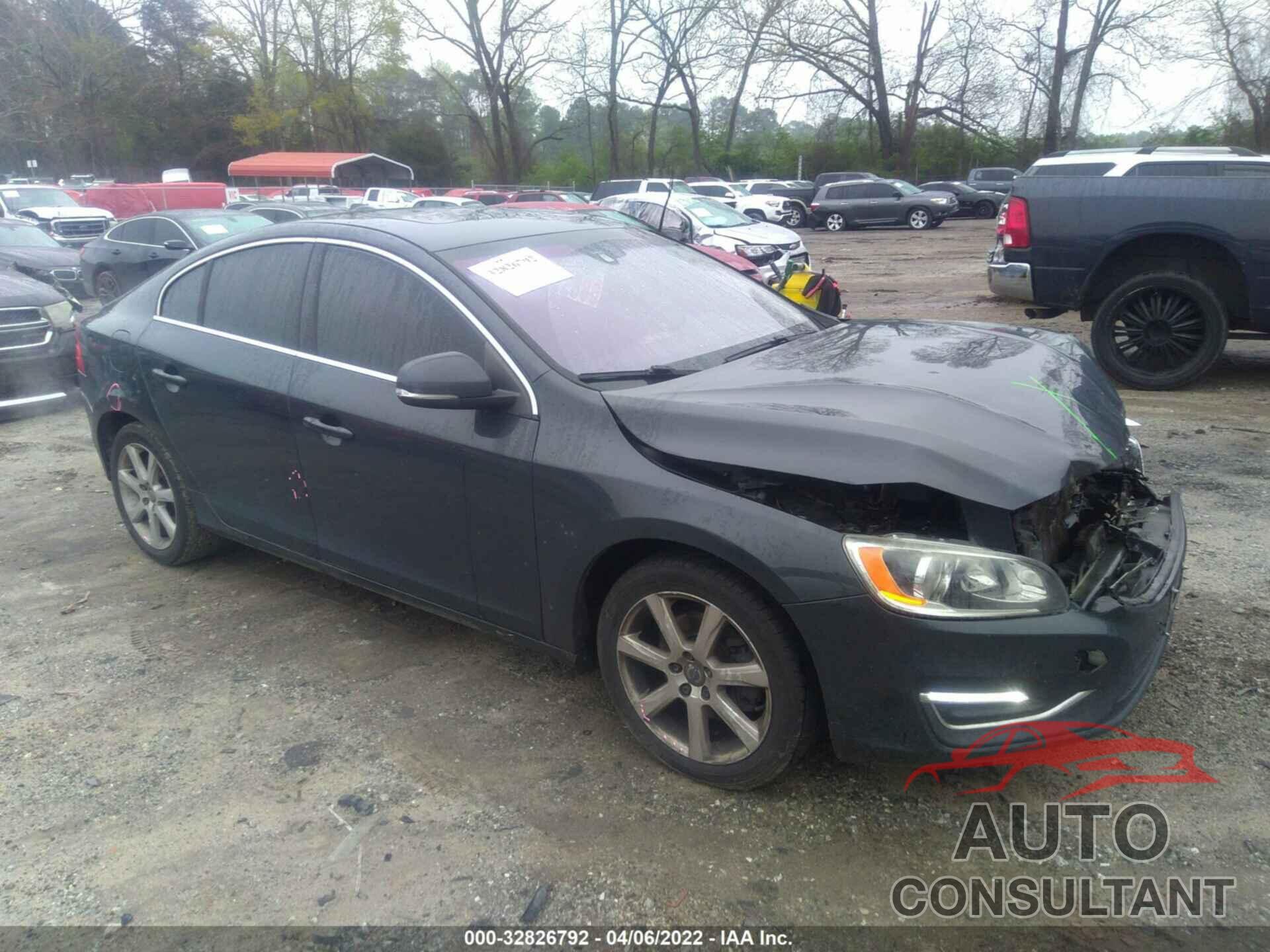 VOLVO S60 2016 - YV126MFK4G2402264