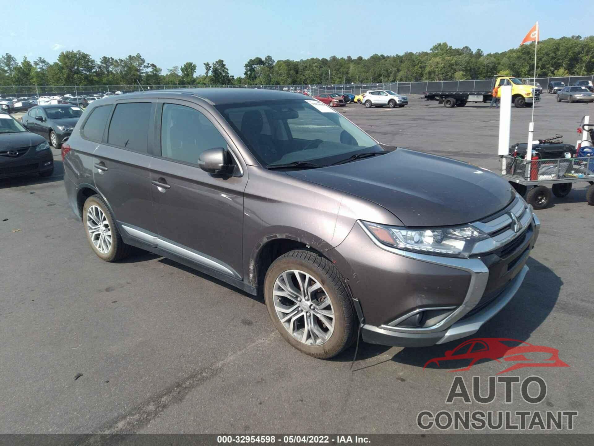 MITSUBISHI OUTLANDER 2016 - JA4AD3A36GZ042806