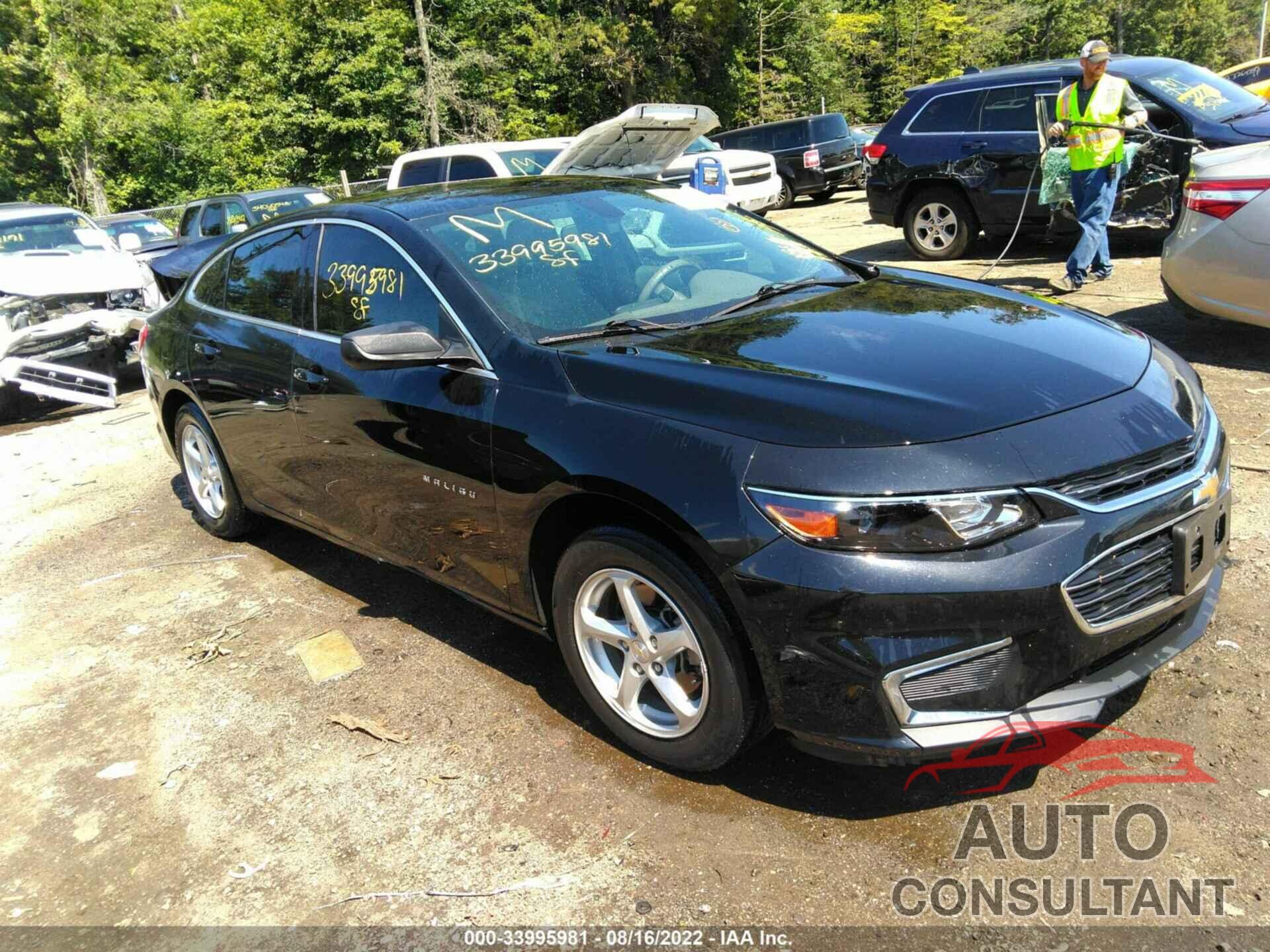 CHEVROLET MALIBU 2018 - 1G1ZB5ST4JF267252