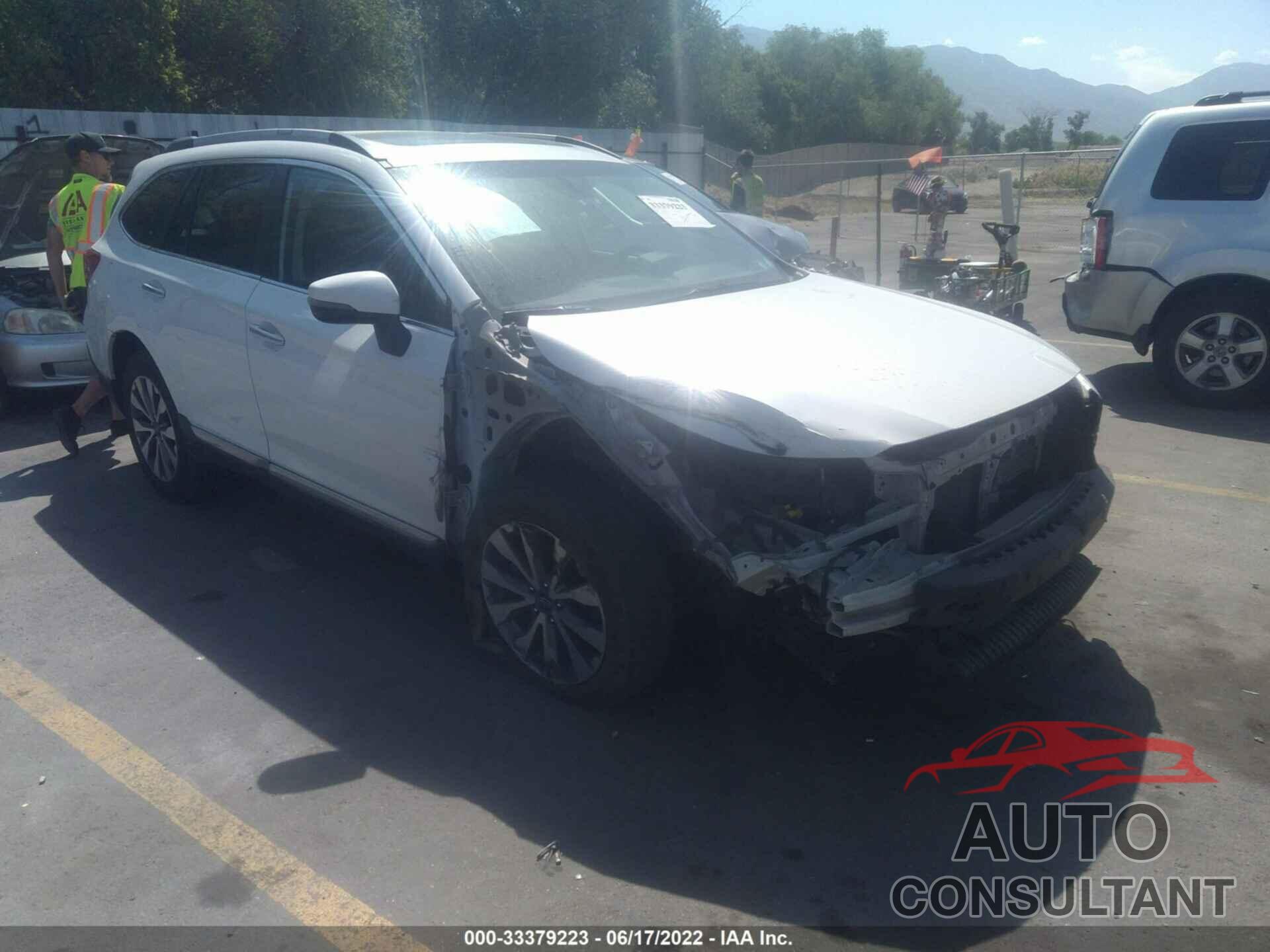 SUBARU OUTBACK 2018 - 4S4BSETC9J3338658
