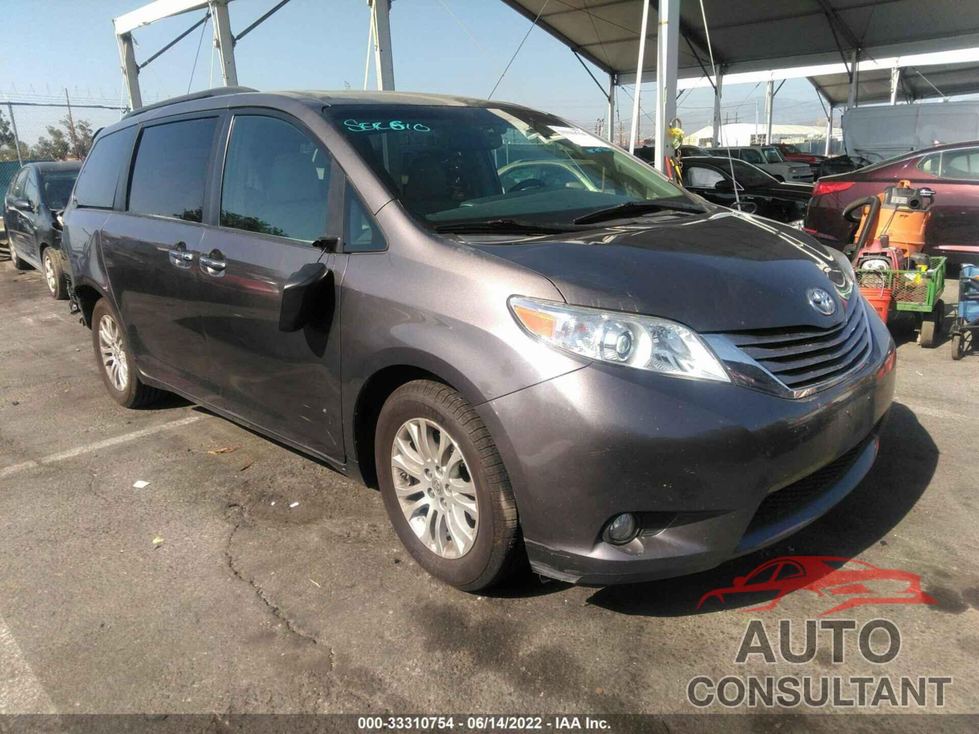 TOYOTA SIENNA 2016 - 5TDYK3DC4GS690989