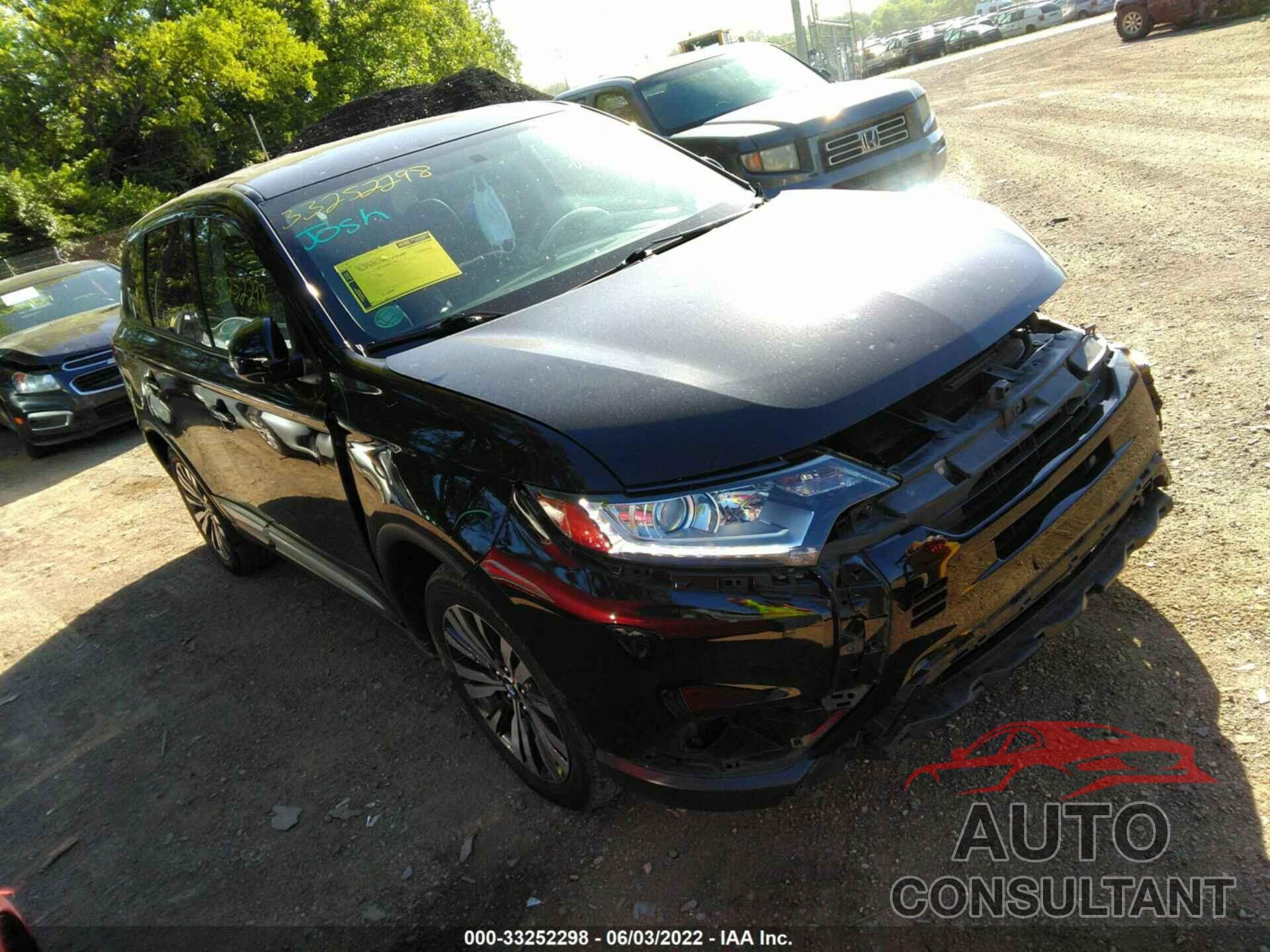 MITSUBISHI OUTLANDER 2019 - JA4AD3A37KZ037252