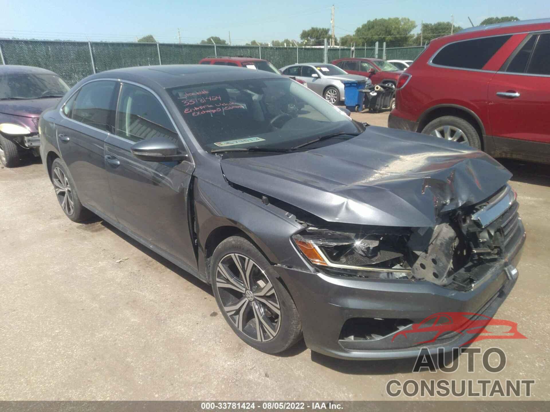 VOLKSWAGEN PASSAT 2021 - 1VWSA7A37MC001977