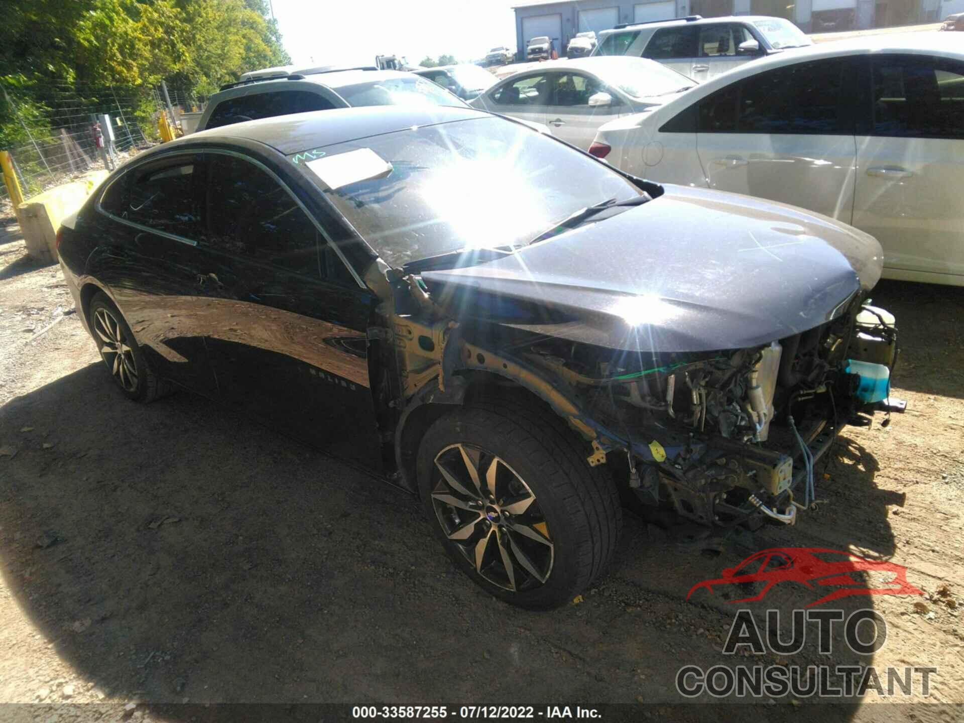 CHEVROLET MALIBU 2017 - 1G1ZE5ST2HF276050