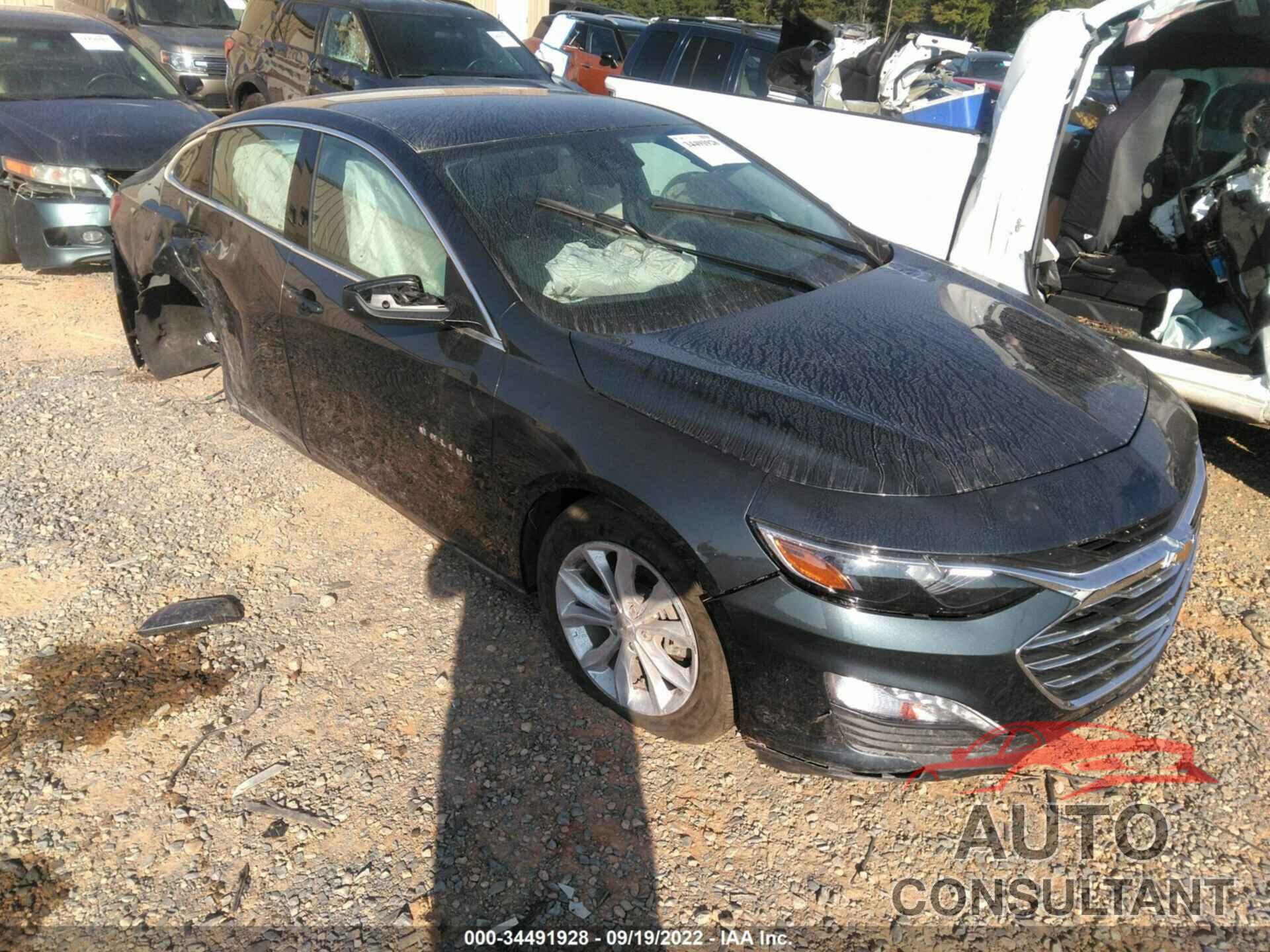 CHEVROLET MALIBU 2021 - 1G1ZD5ST4MF011272