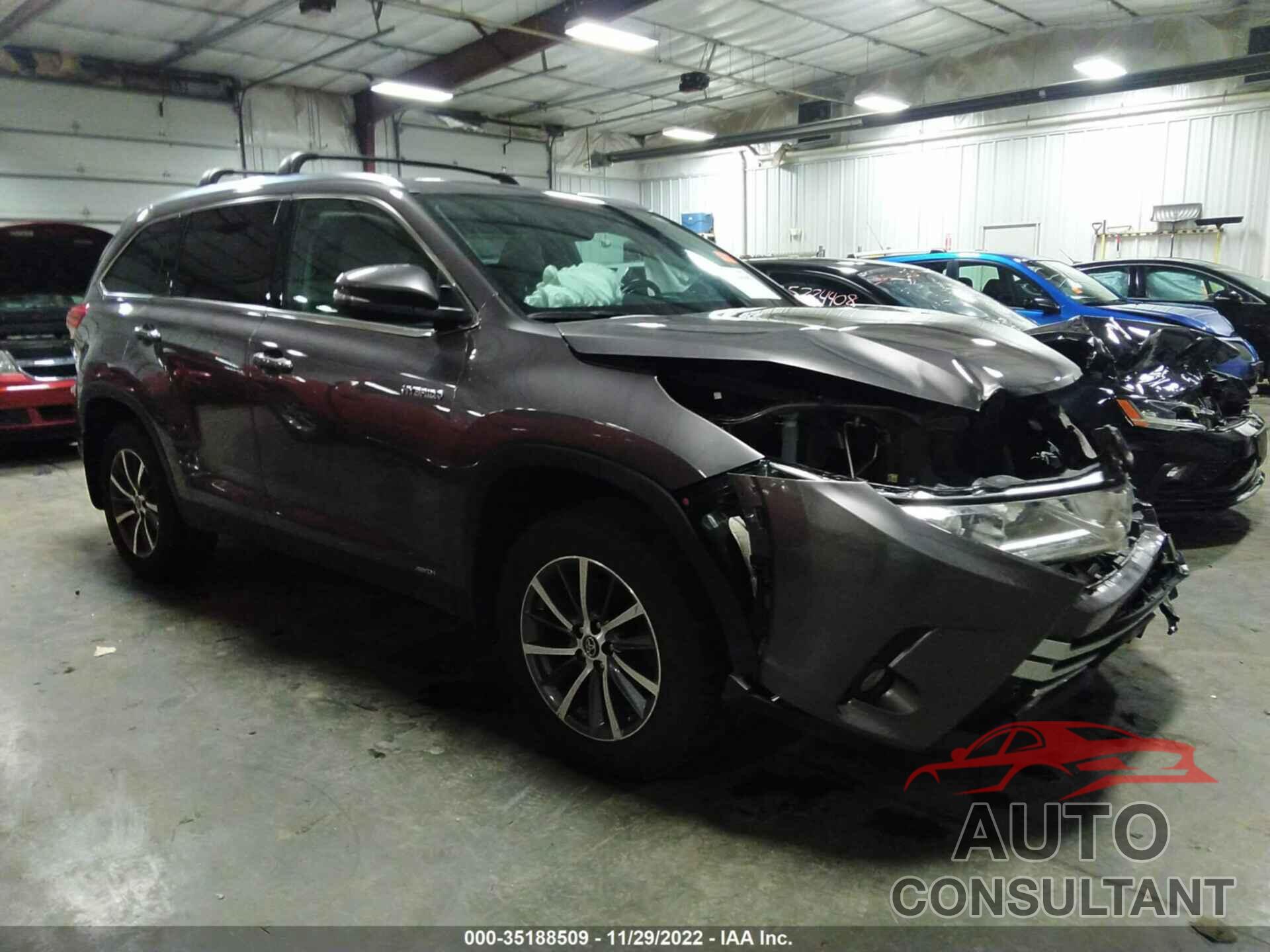 TOYOTA HIGHLANDER 2019 - 5TDJGRFH8KS054857