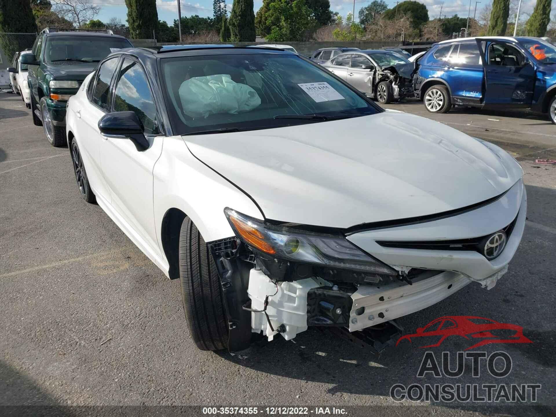TOYOTA CAMRY 2021 - 4T1K61AK3MU411772