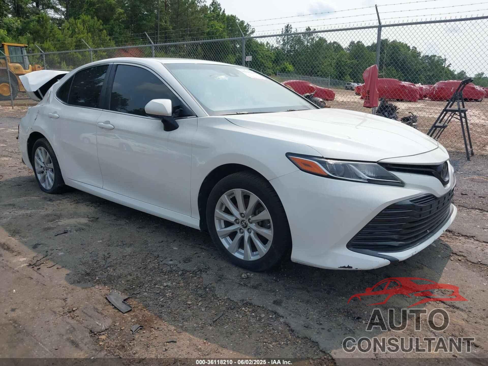 TOYOTA CAMRY 2018 - JTNB11HK6J3048213