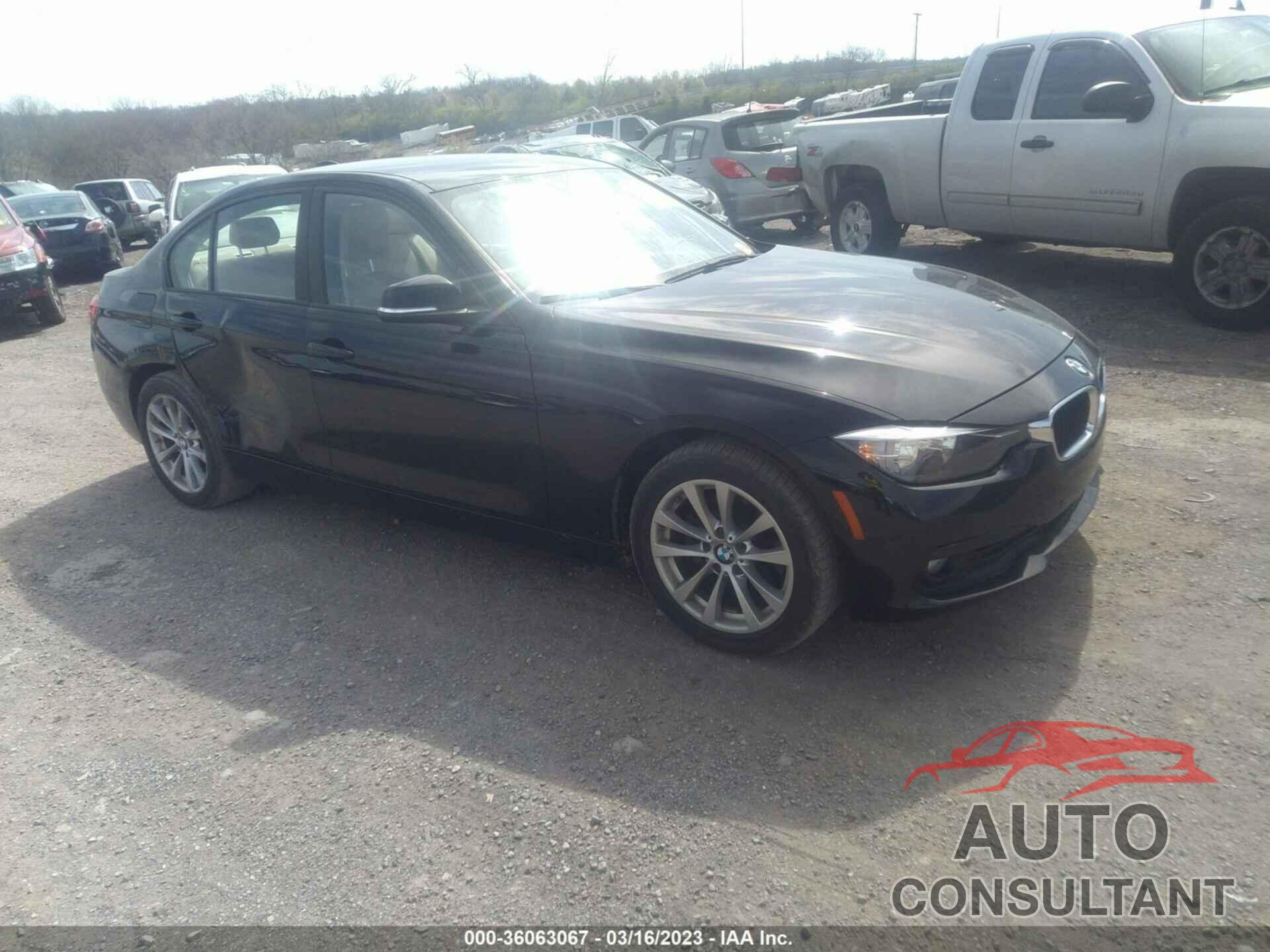 BMW 3 SERIES 2016 - WBA8E1G56GNT36273