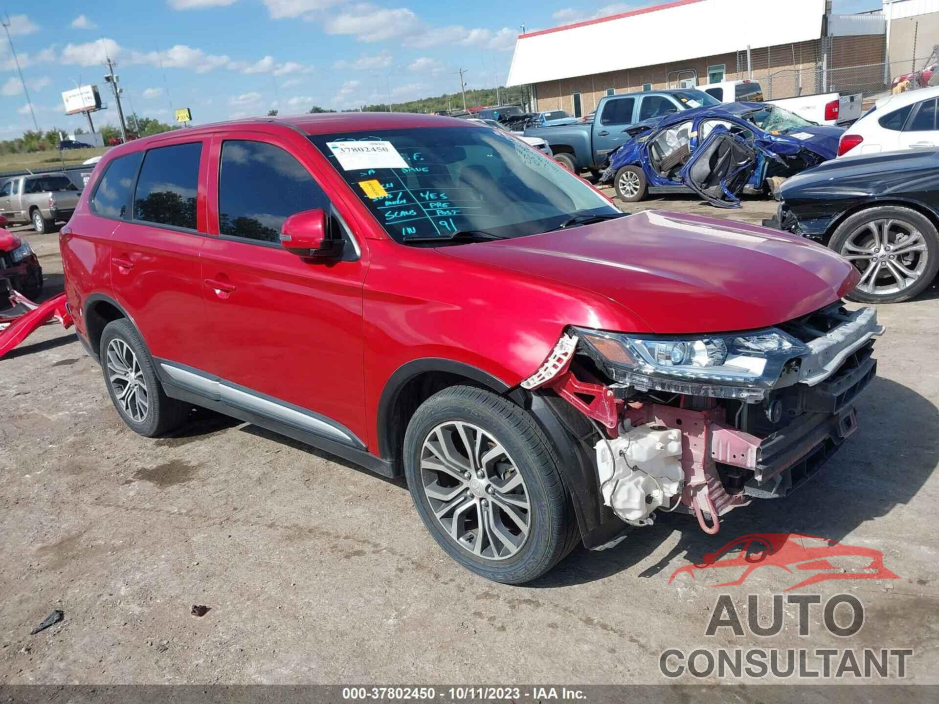 MITSUBISHI OUTLANDER 2018 - JA4AD3A33JZ023007
