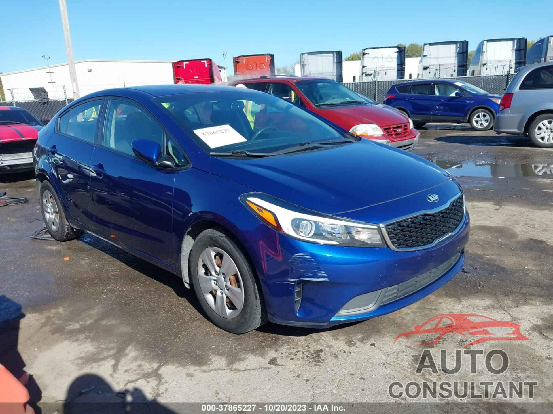 KIA FORTE 2018 - 3KPFK4A70JE267574