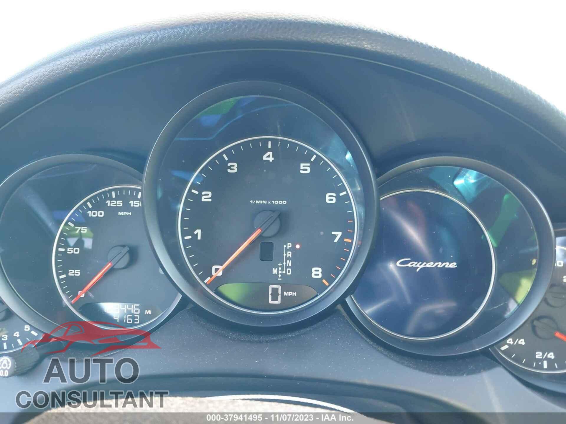 PORSCHE CAYENNE 2016 - WP1AA2A27GKA09725