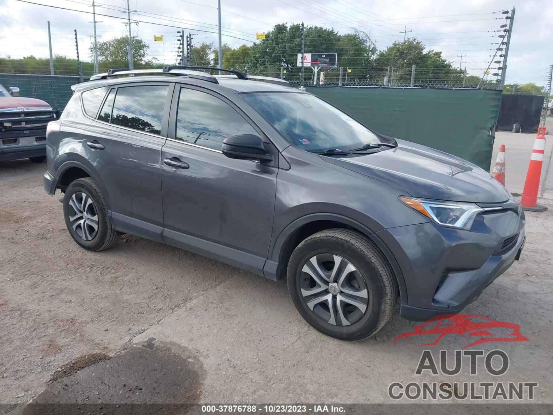 TOYOTA RAV4 2017 - JTMZFREV0HJ700105