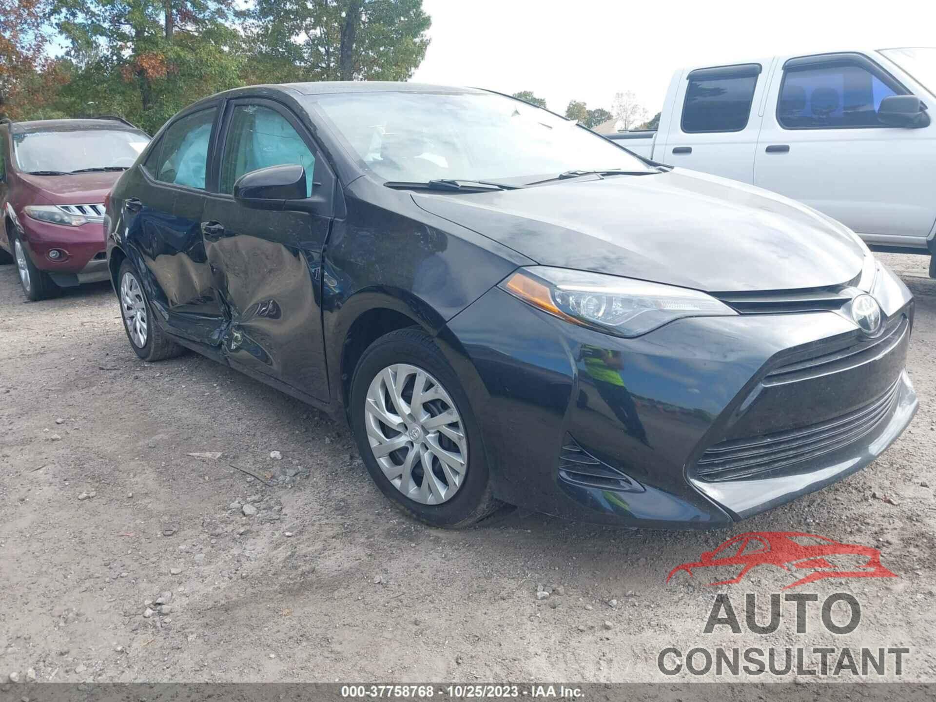 TOYOTA COROLLA 2018 - 5YFBURHE1JP842905